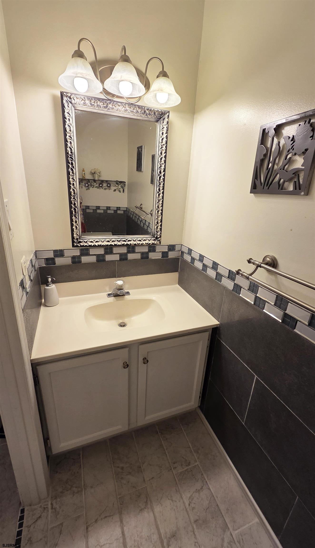 4952 Deer Run Hamilton Township NJ 08330