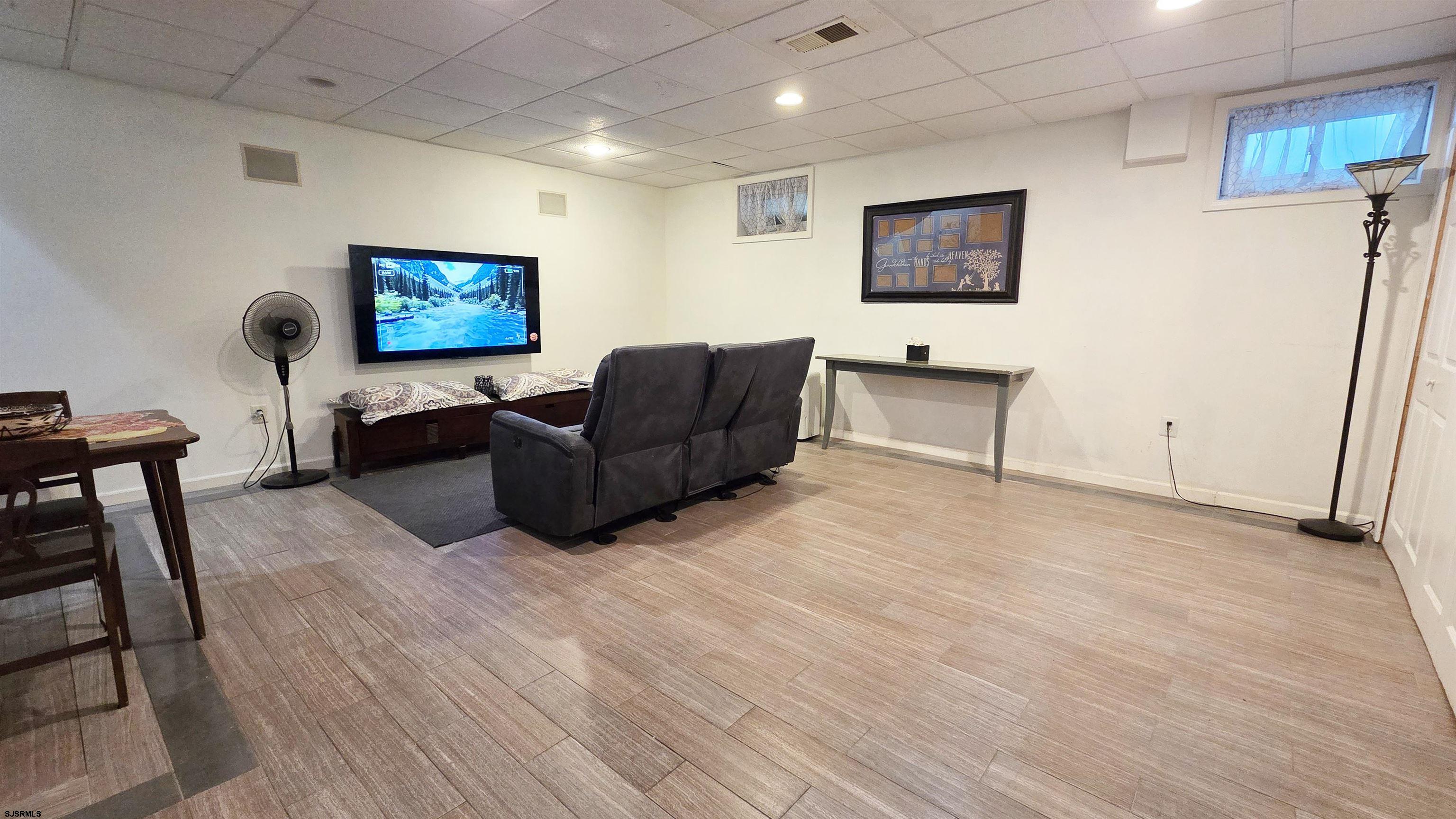 4952 Deer Run Hamilton Township NJ 08330