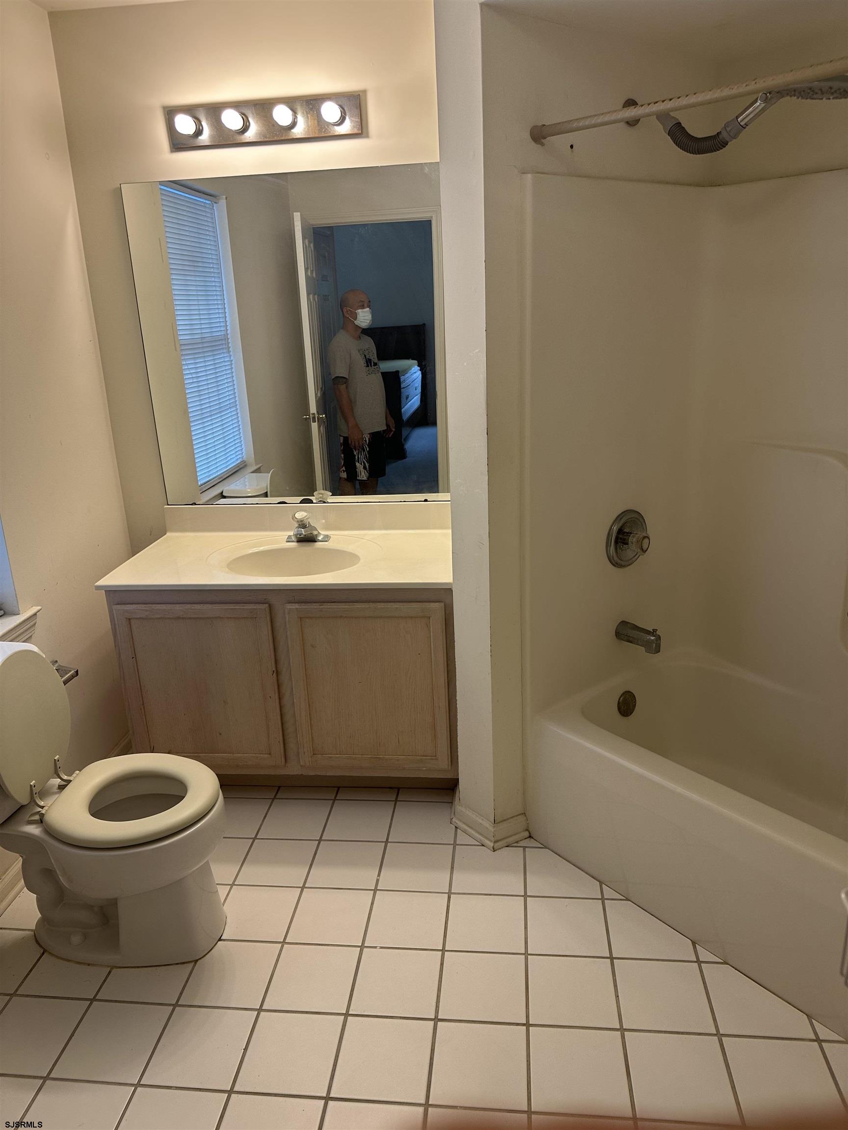 85 E Woodland Avenue Absecon NJ 08201