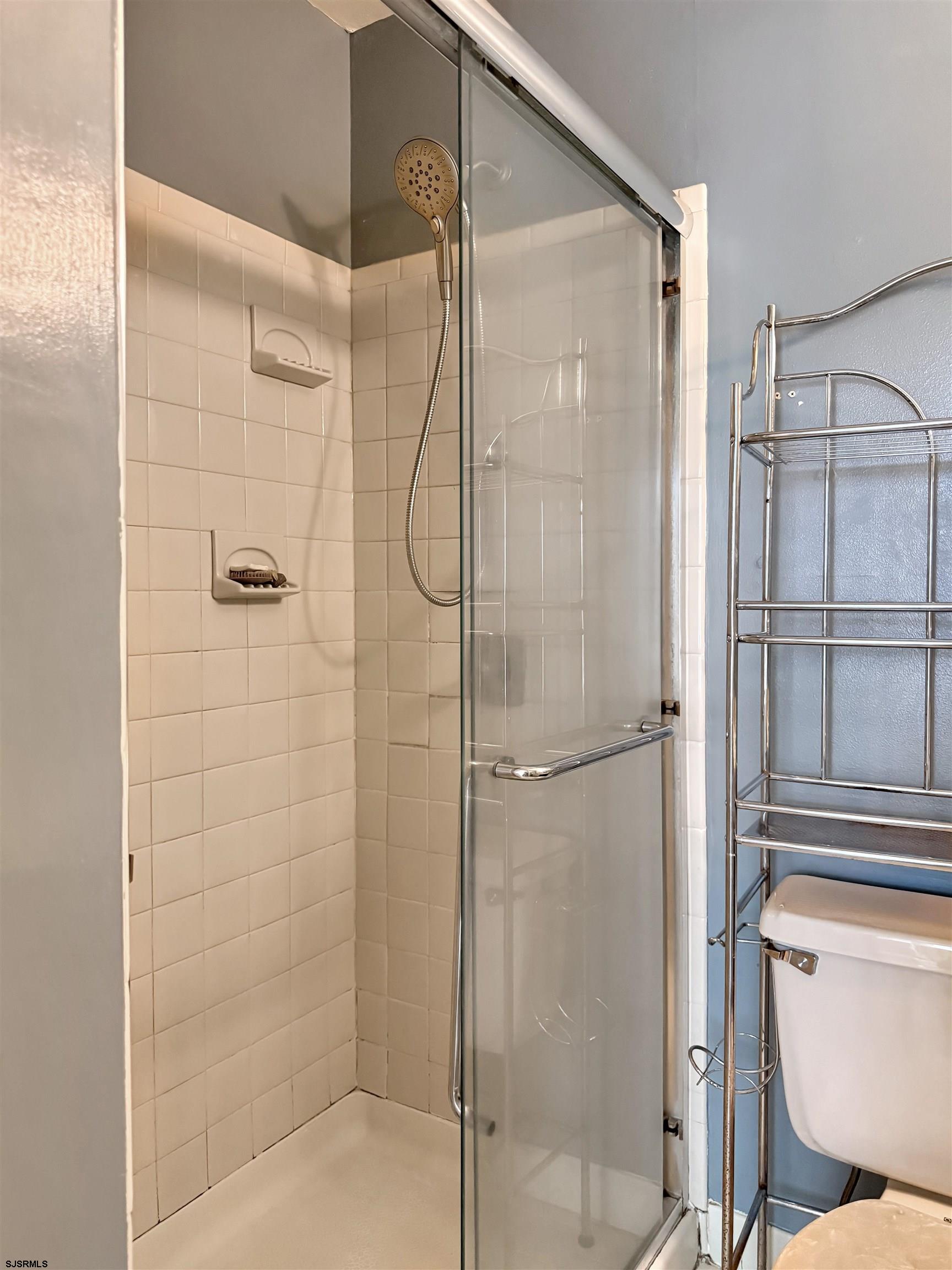 894 E Fishers Creek Road Smithville NJ 08205