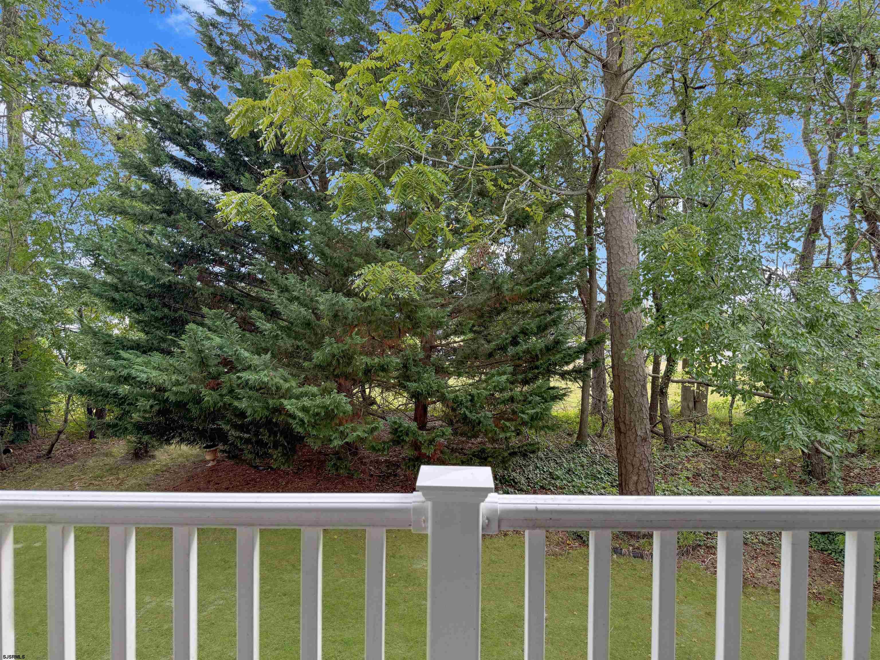 894 E Fishers Creek Road Smithville NJ 08205