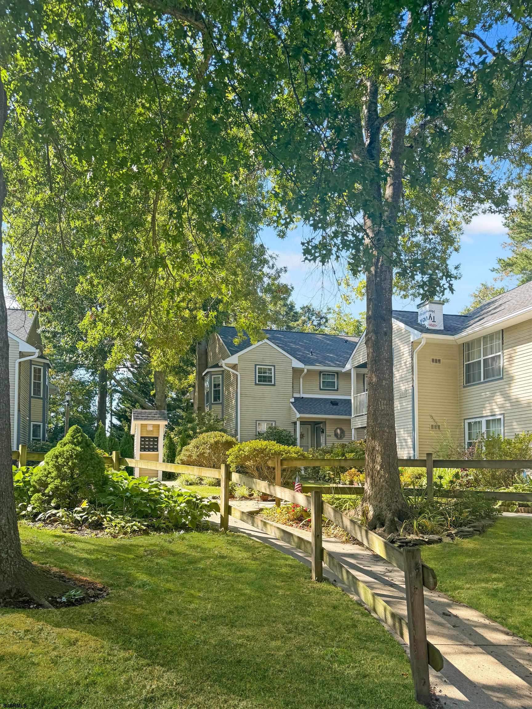 894 E Fishers Creek Road Smithville NJ 08205