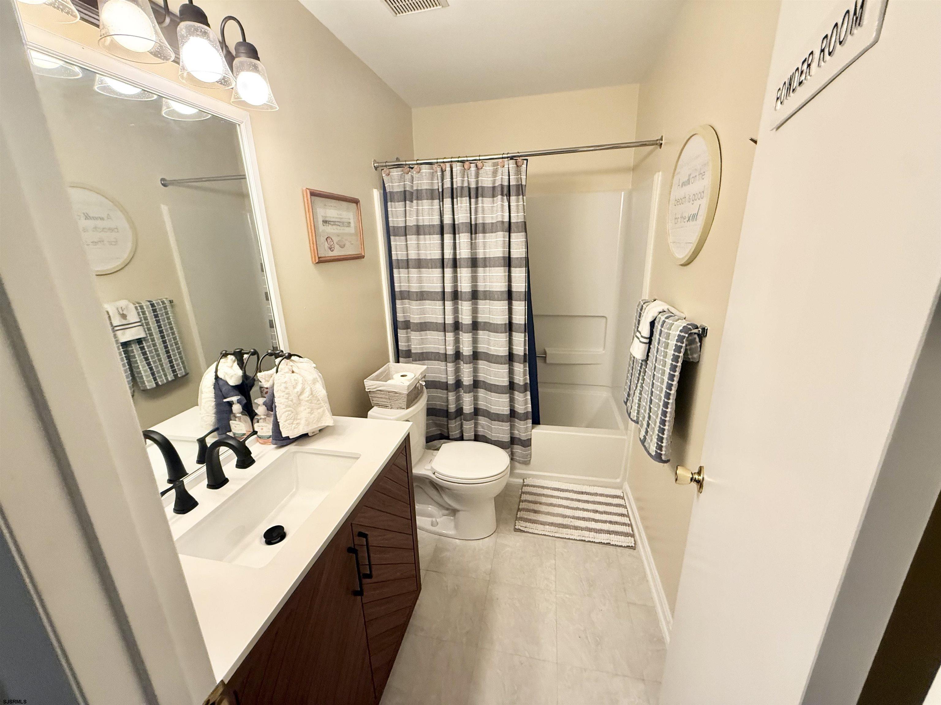 18 Pheasant Meadow Drive Smithville NJ 08205