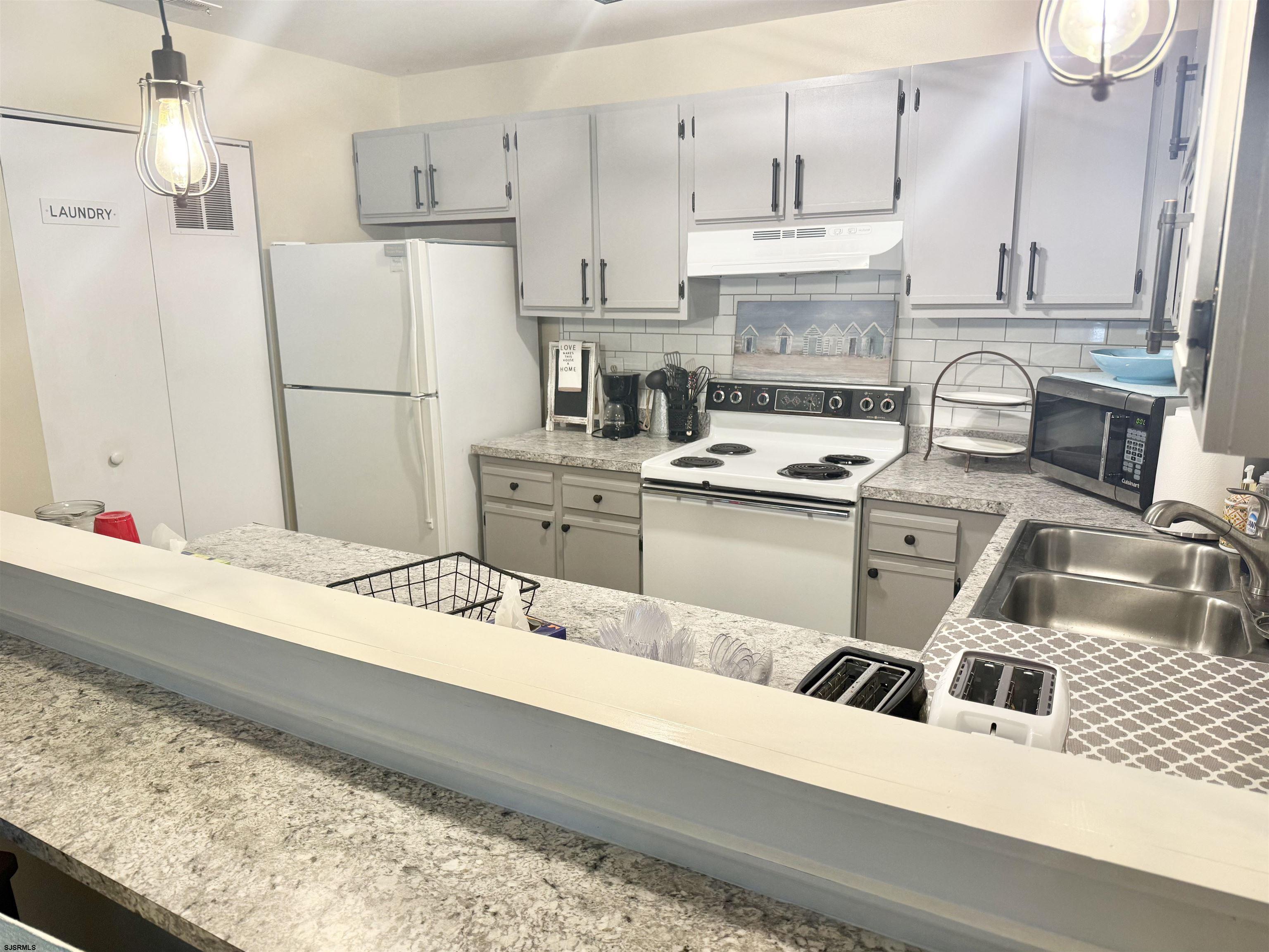 18 Pheasant Meadow Drive Smithville NJ 08205