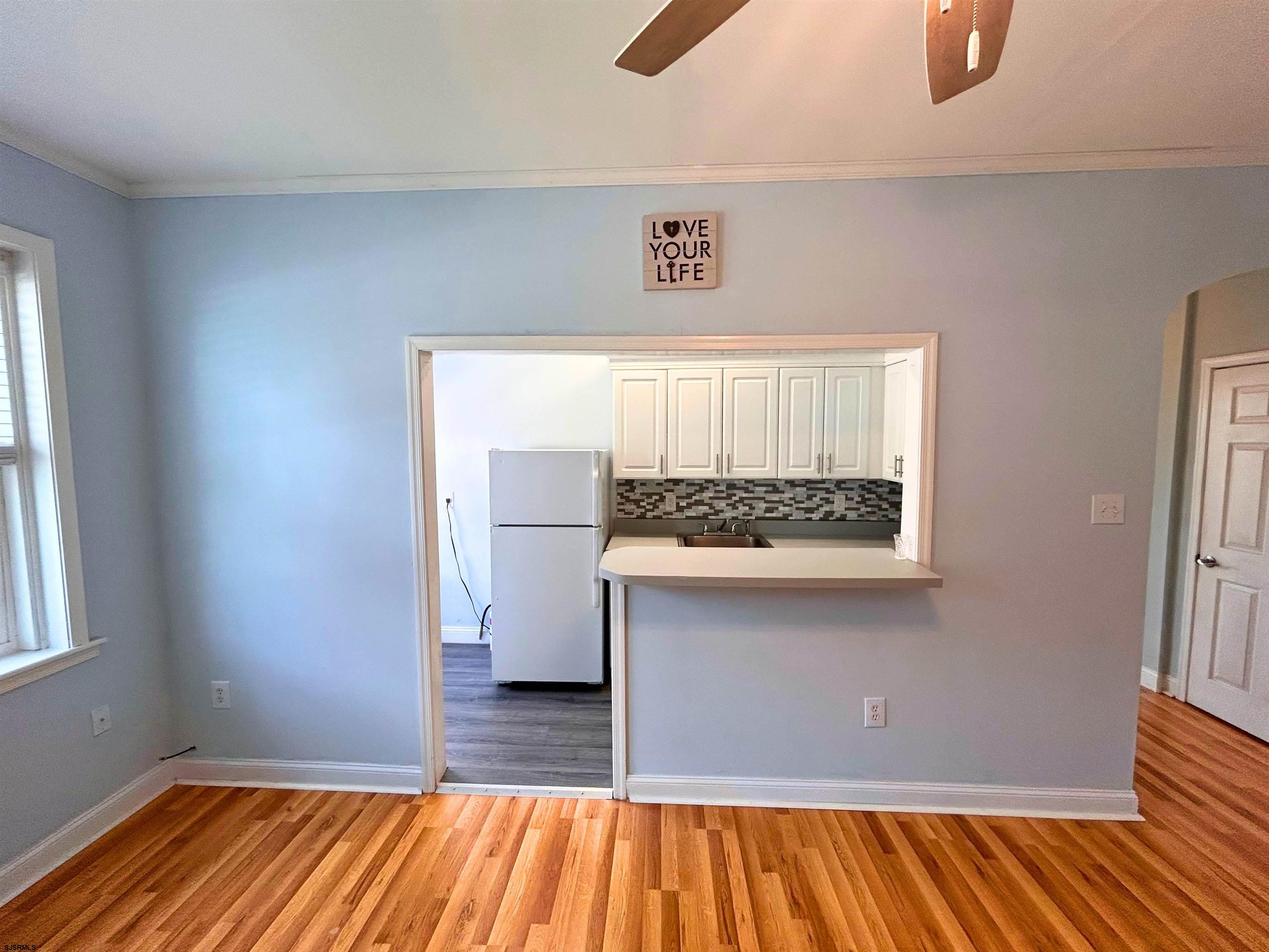 2 S Hartford Avenue Atlantic City NJ 08401