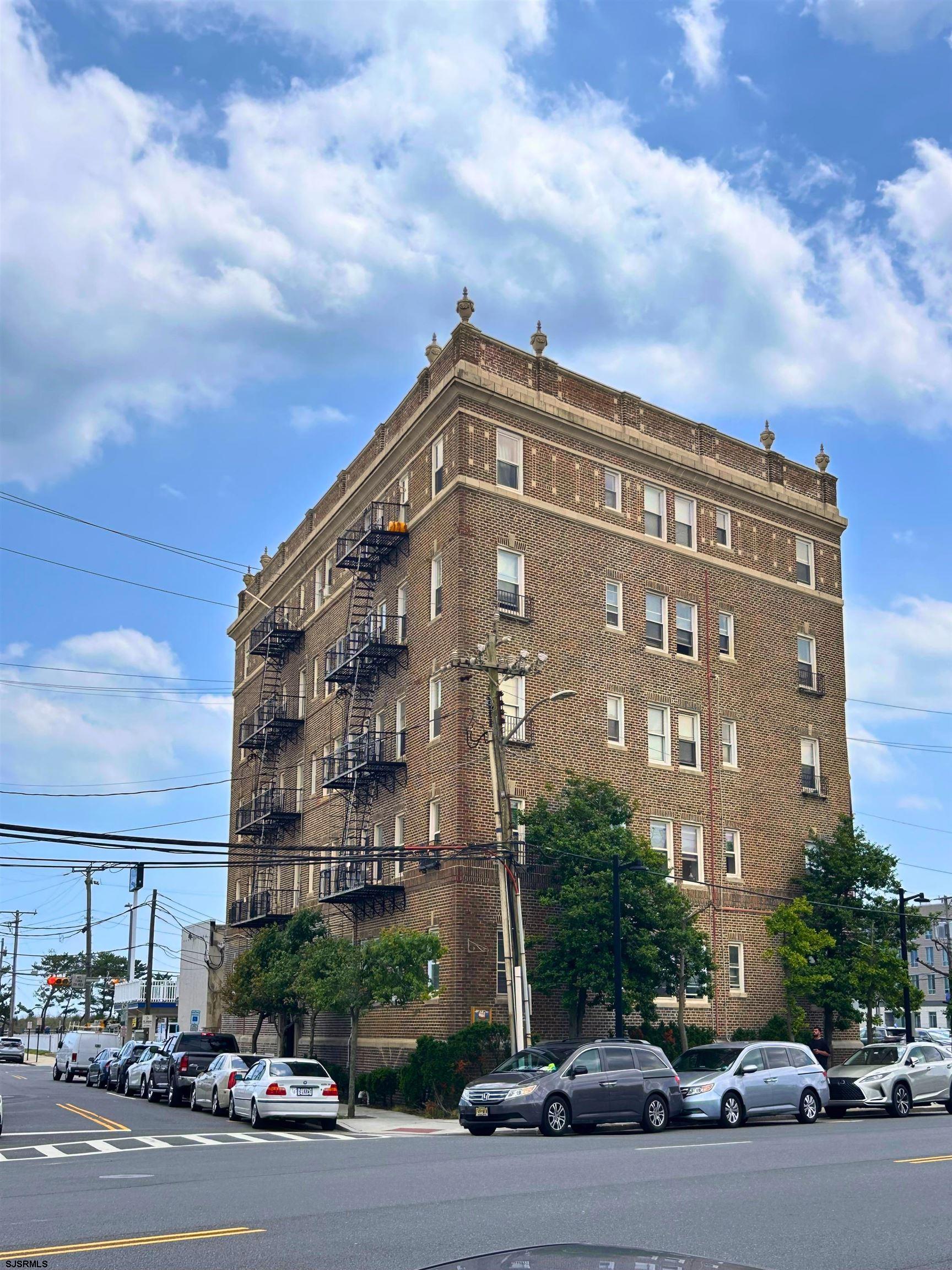 2 S Hartford Avenue Atlantic City NJ 08401