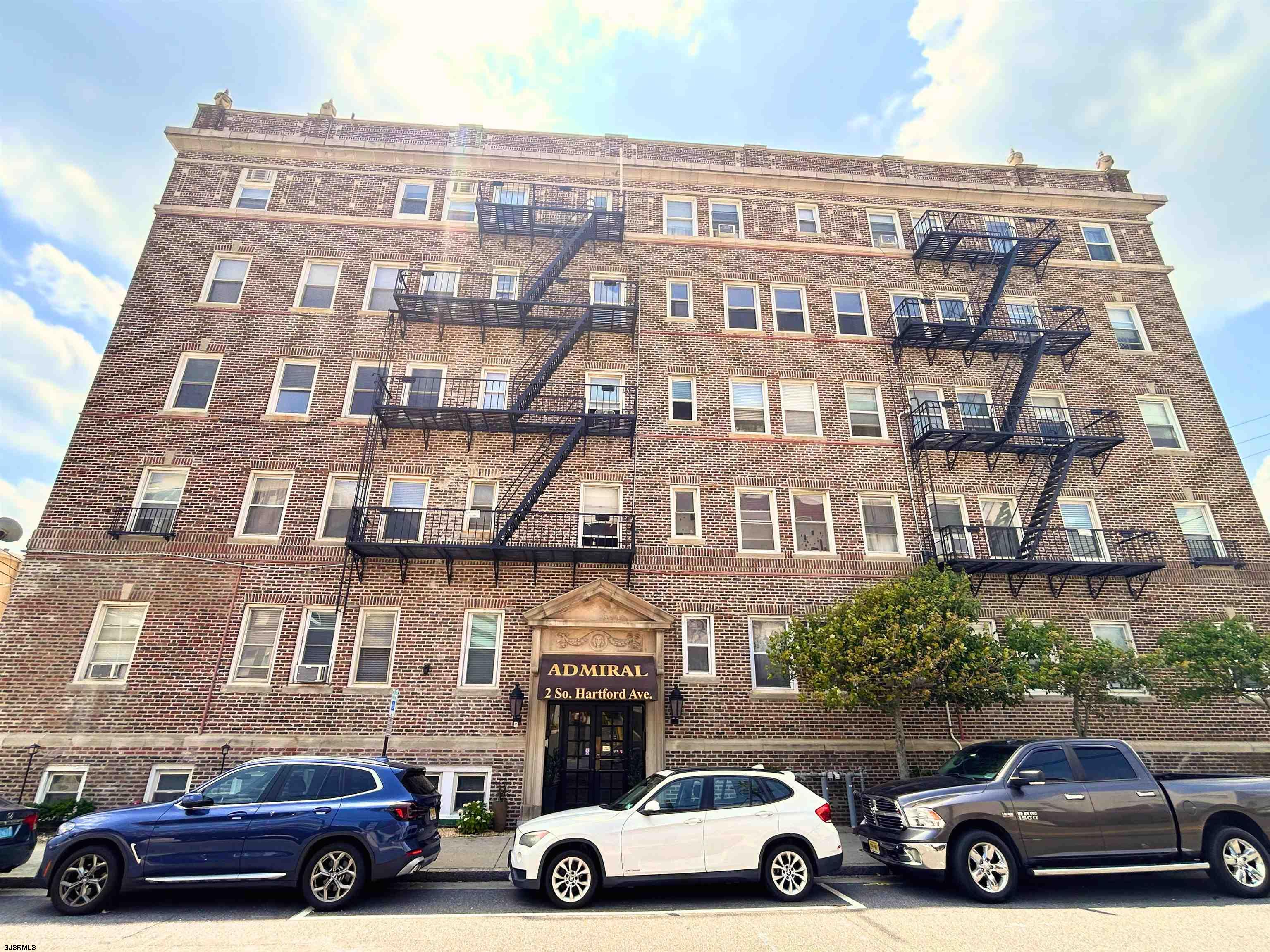 2 S Hartford Avenue Atlantic City NJ 08401