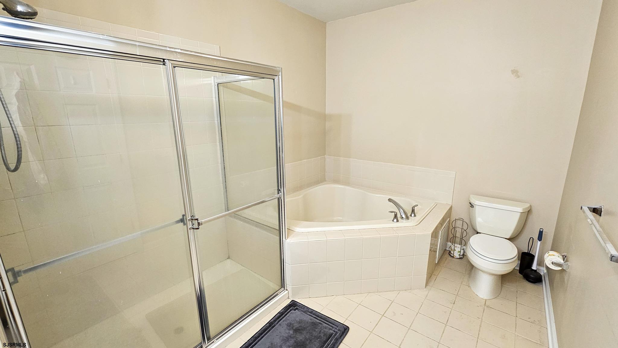 51 Farrah Drive Manahawkin NJ 08050