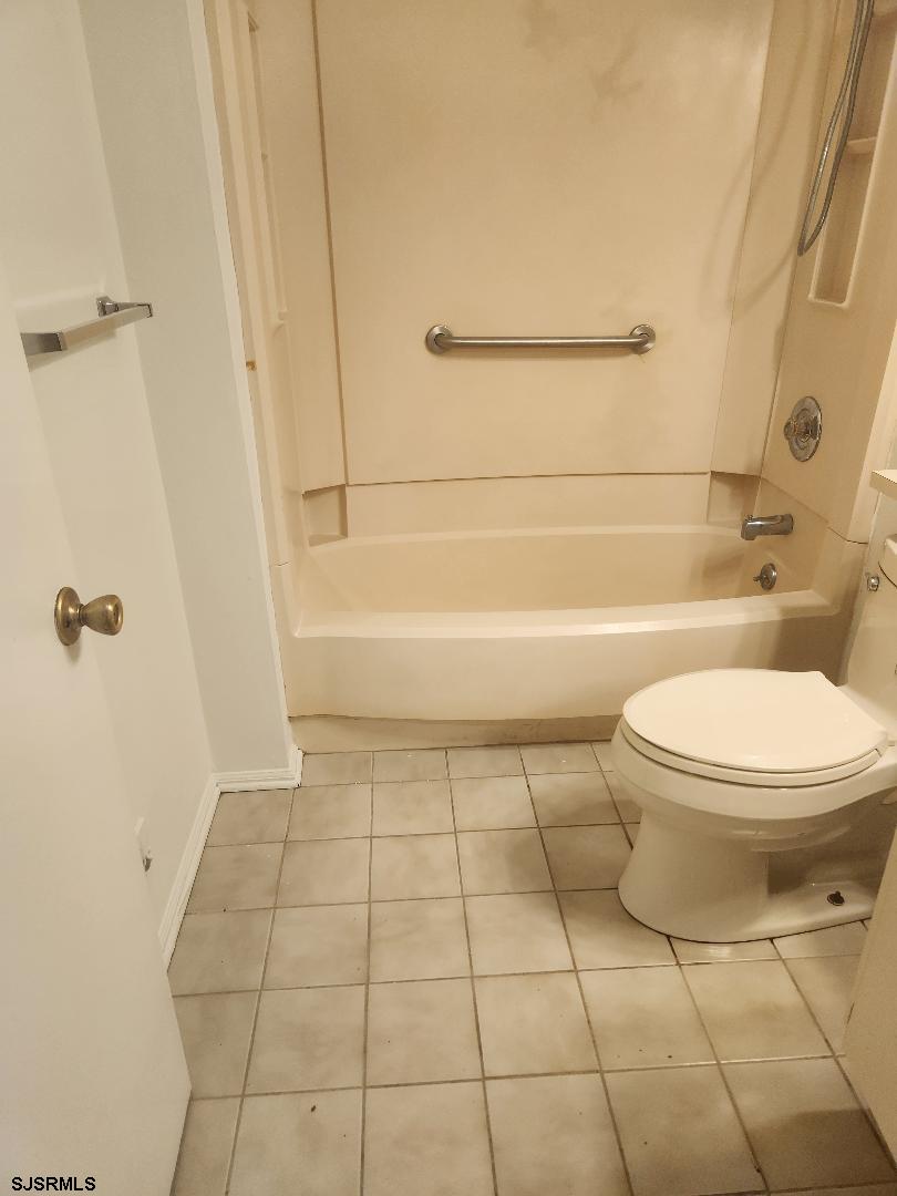 104 Club Place Galloway Township NJ 08205-0000