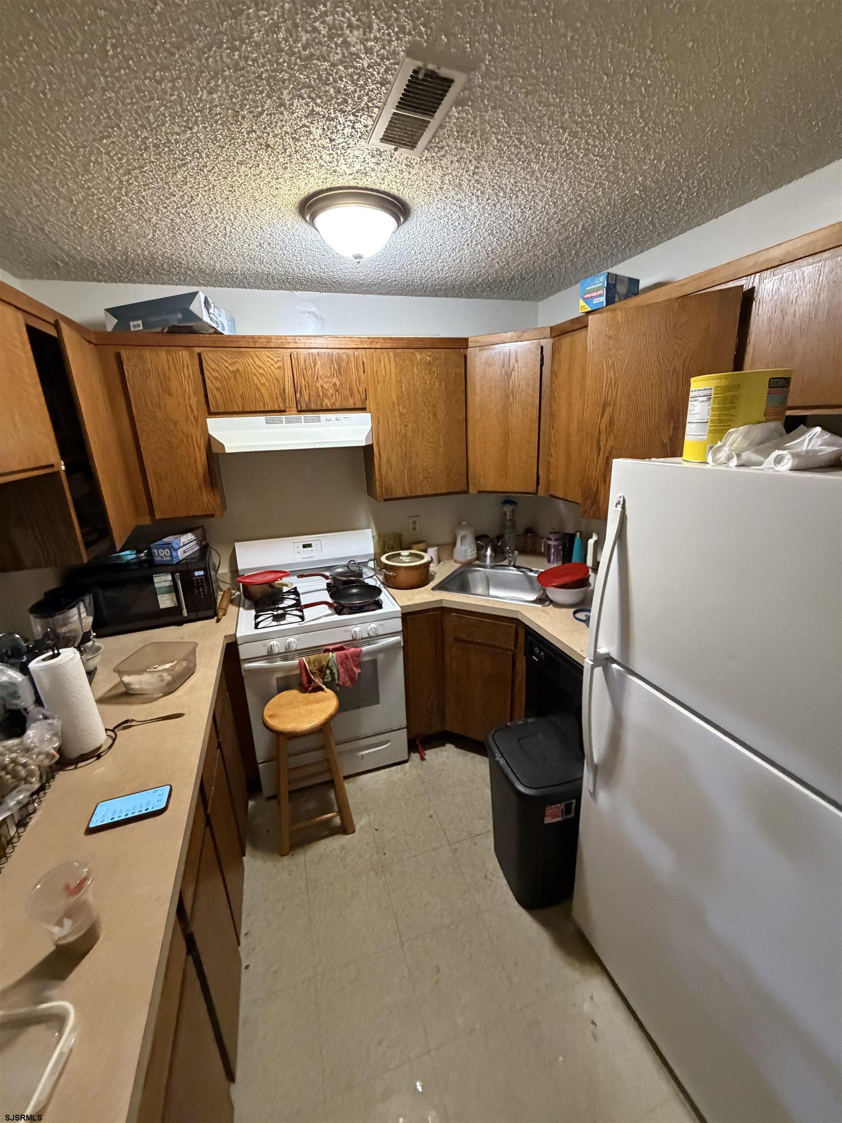 2 Liberty Court Galloway Township NJ 08205-0000