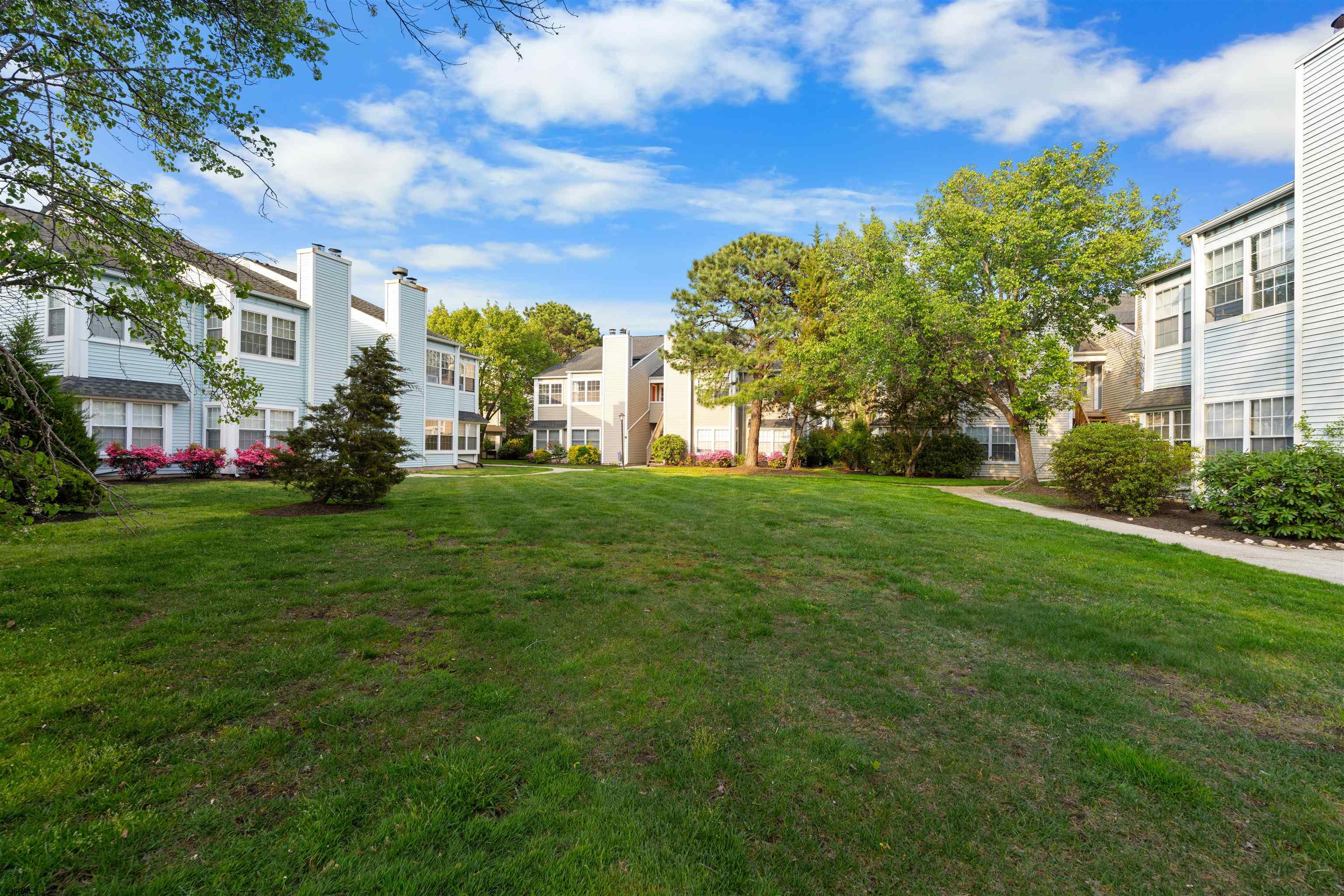 63 Driftwood Court Smithville NJ 08205