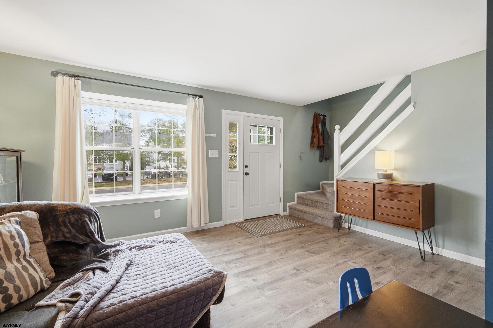 4946 Deer Run Hamilton Township NJ 08330