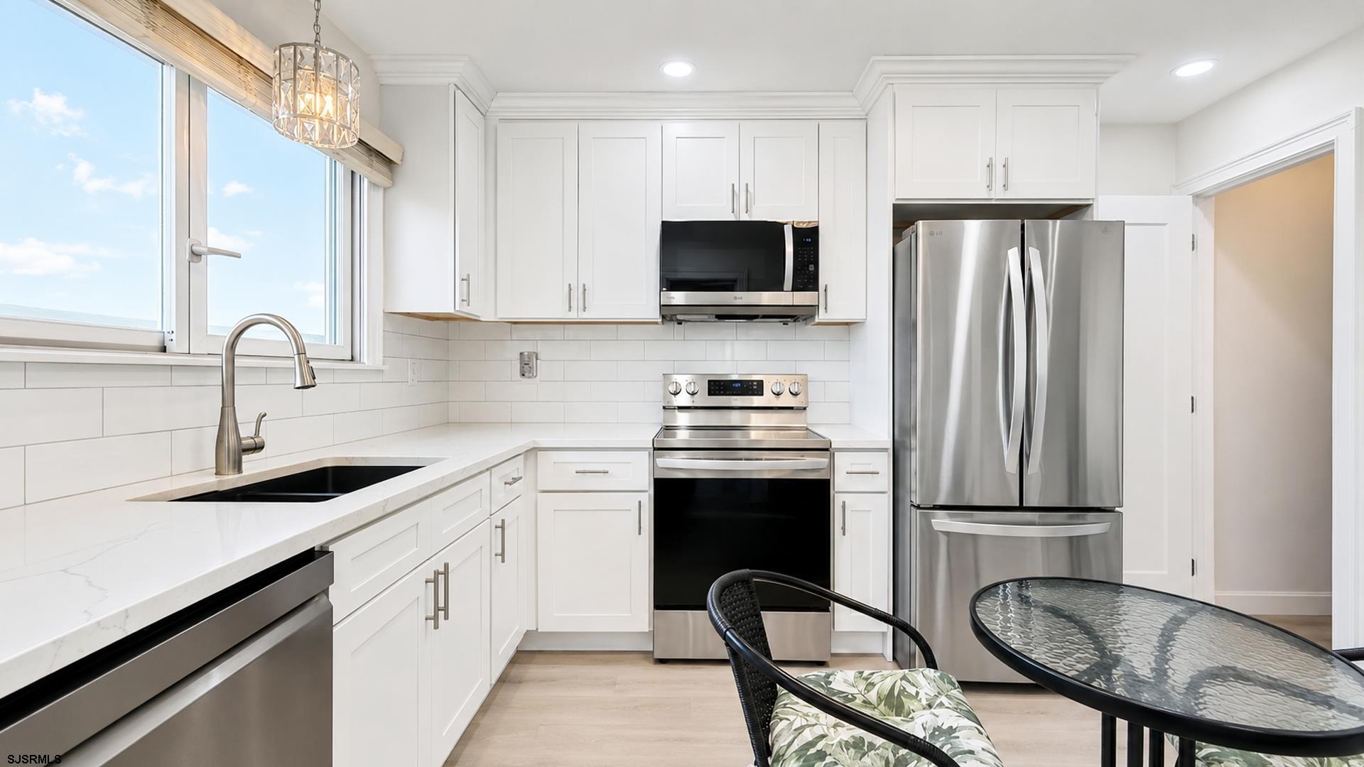 18 Empire Drive Egg Harbor Township NJ 08232