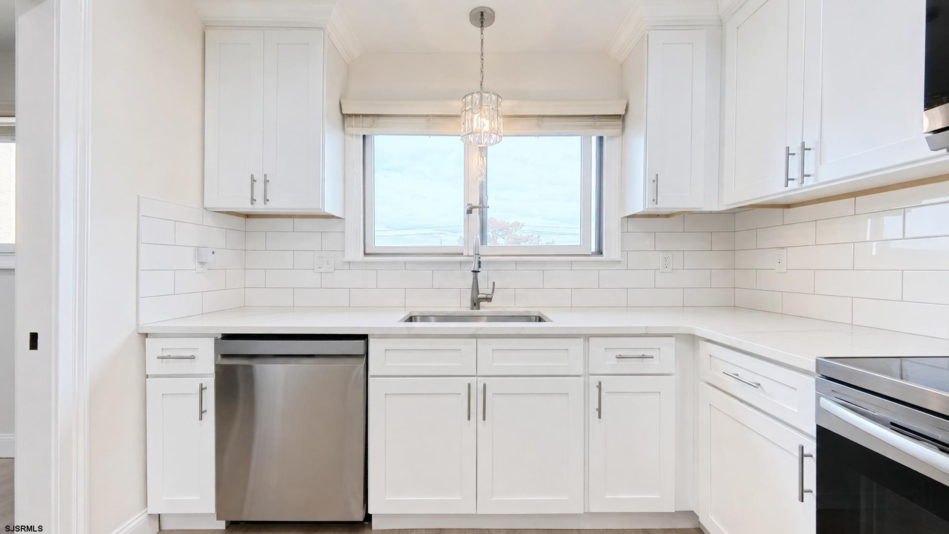 18 Empire Drive Egg Harbor Township NJ 08232