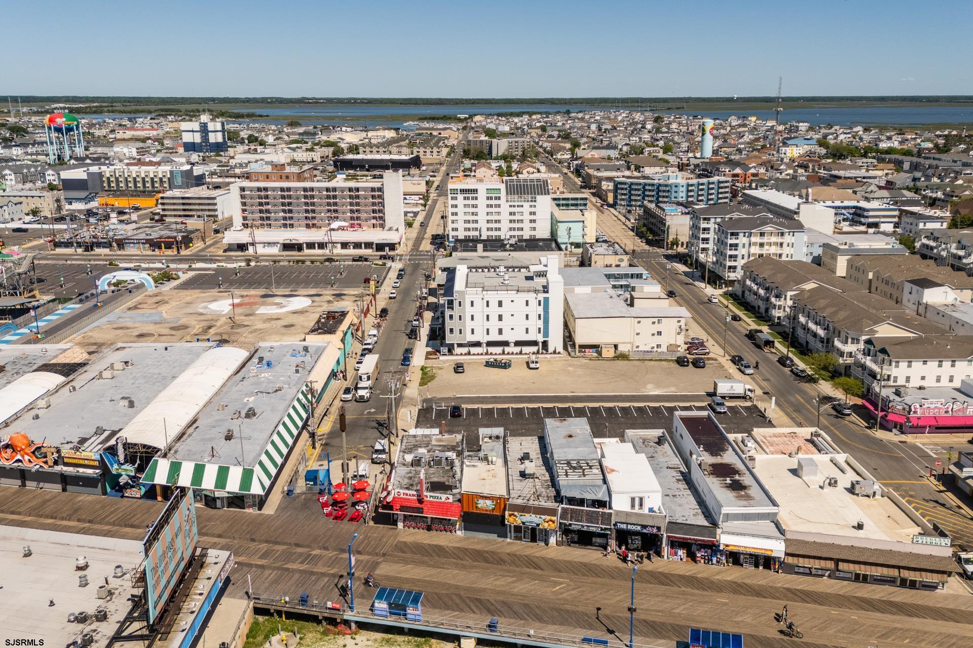 323 E Oak Avenue Wildwood NJ 08260