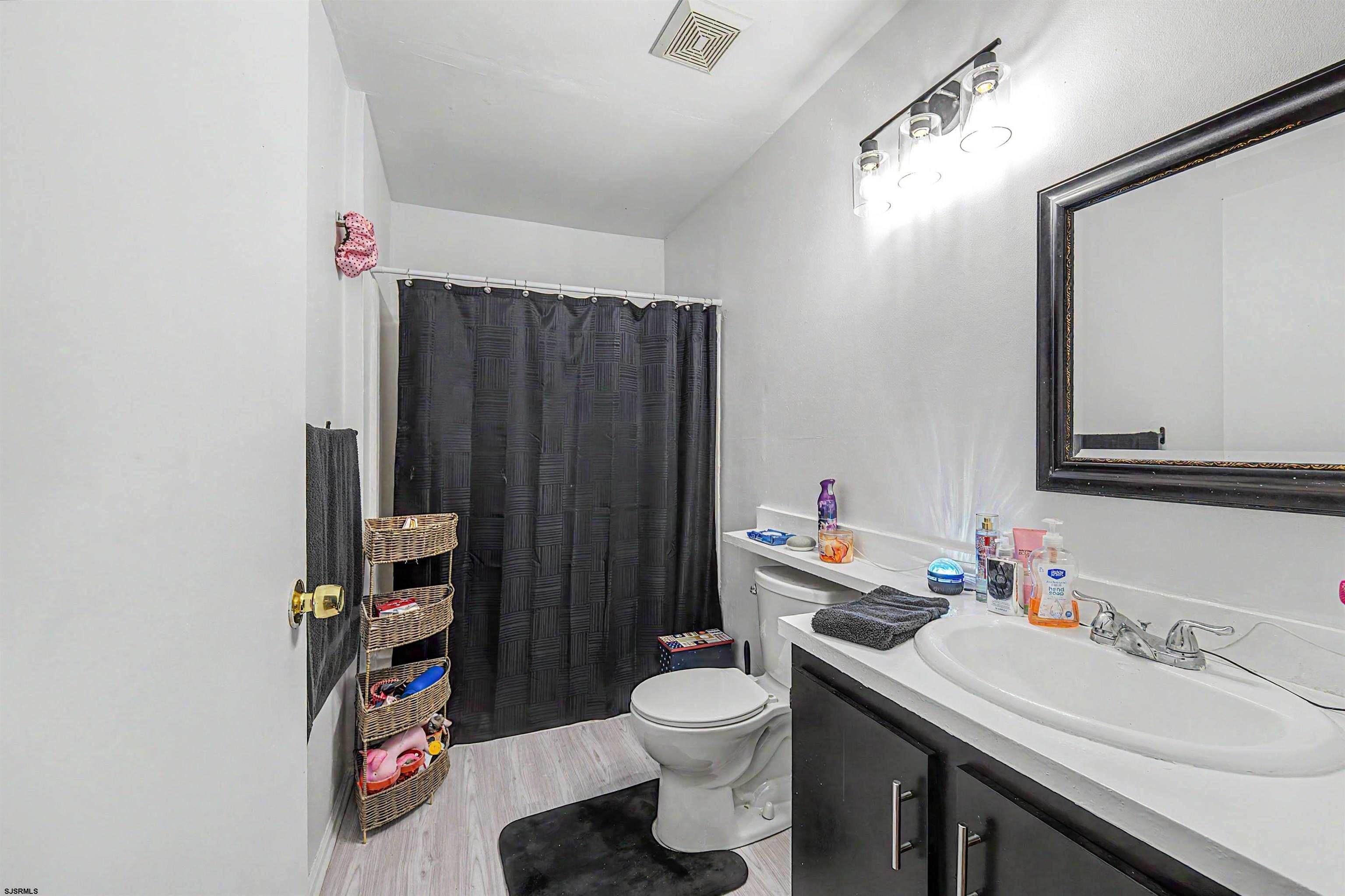 130 Iroquois Drive Galloway Township NJ 08205