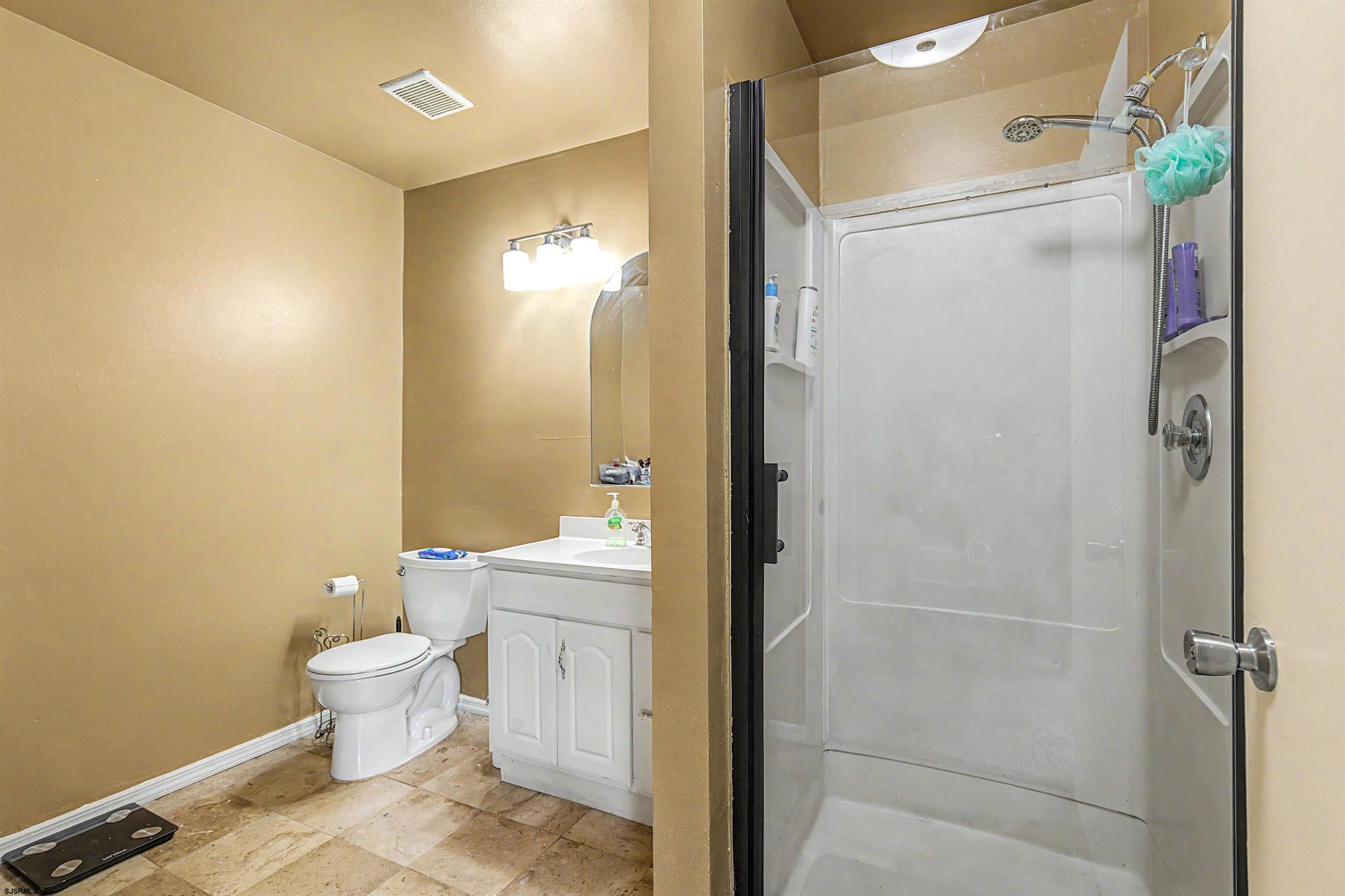130 Iroquois Drive Galloway Township NJ 08205