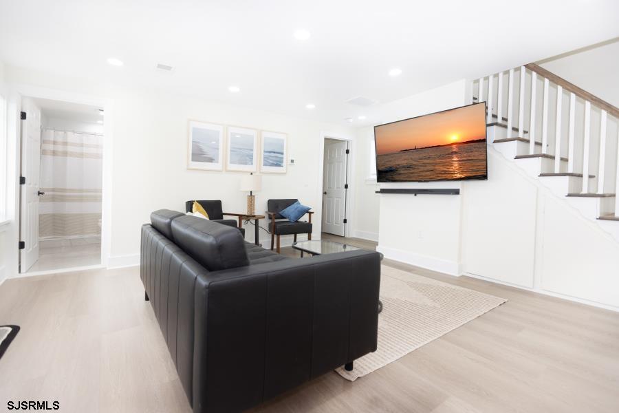 215 E Leaming Avenue Wildwood NJ 08260