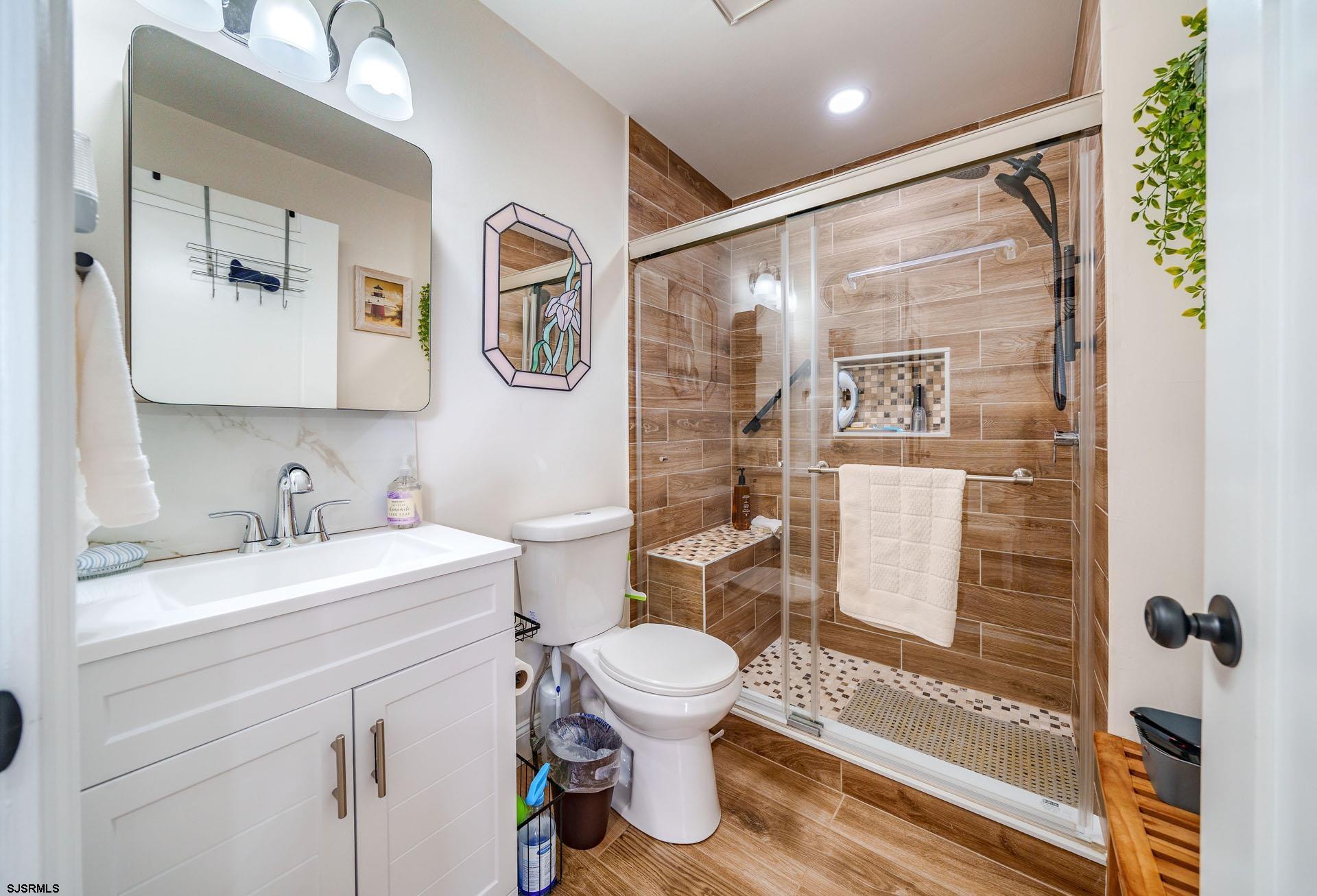 18 Empire Drive Egg Harbor Township NJ 08232