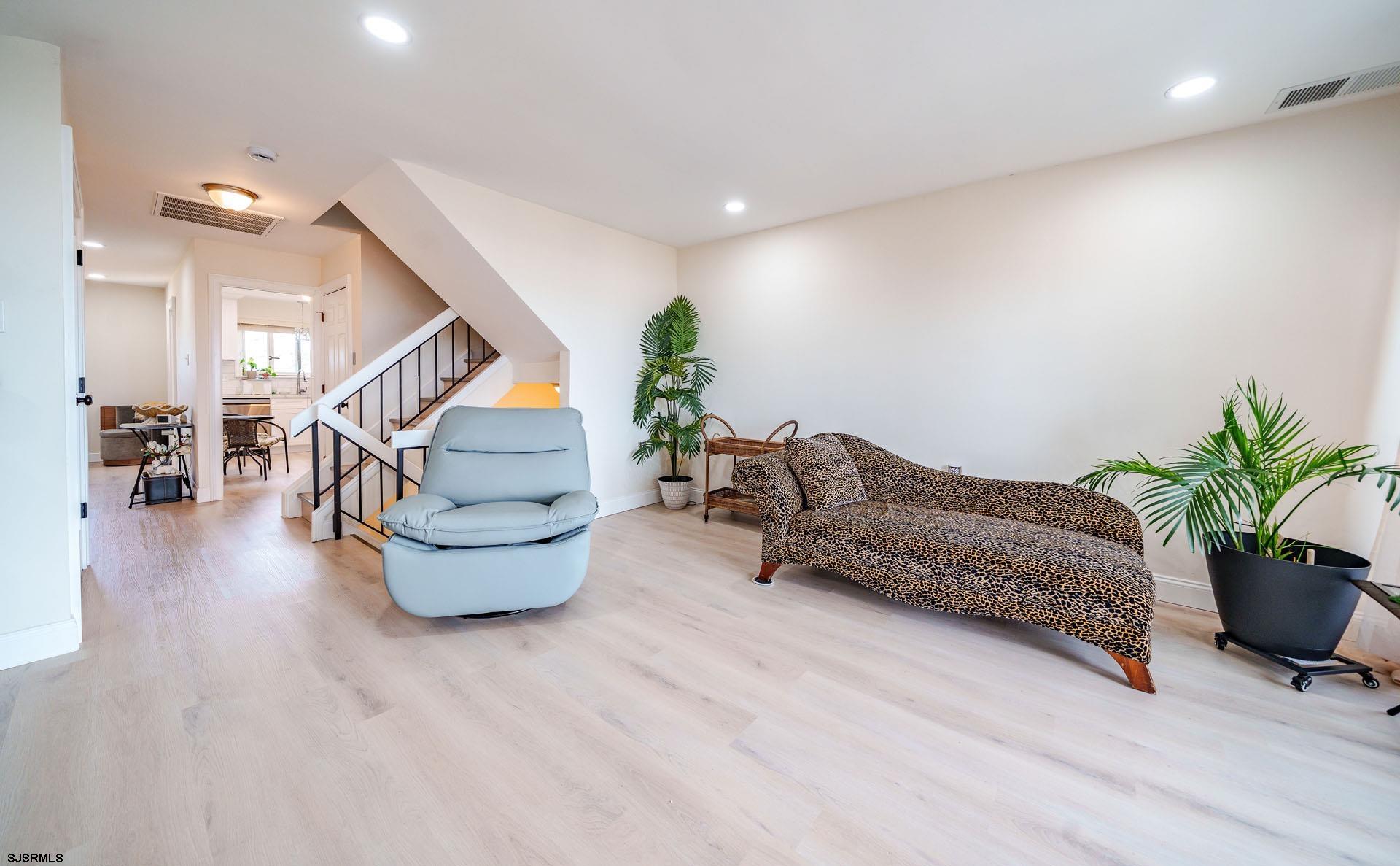 18 Empire Drive Egg Harbor Township NJ 08232