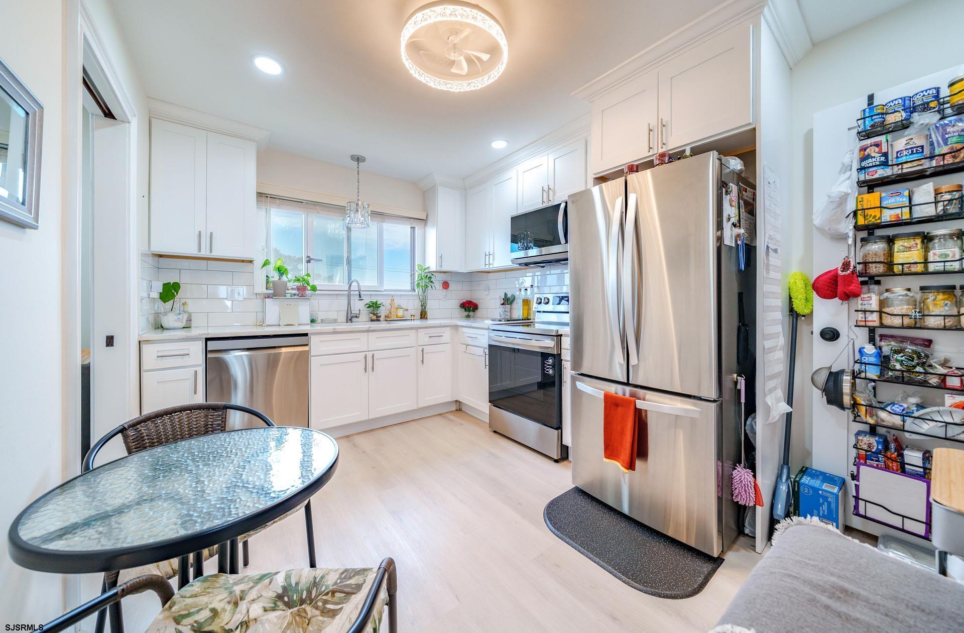 18 Empire Drive Egg Harbor Township NJ 08232