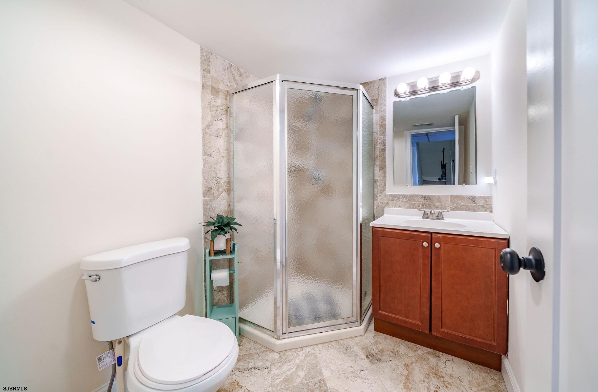 18 Empire Drive Egg Harbor Township NJ 08232