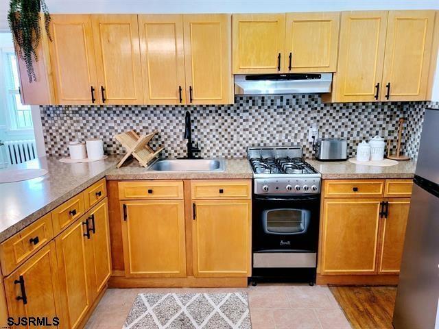 2 S Hartford Avenue Atlantic City NJ 08401