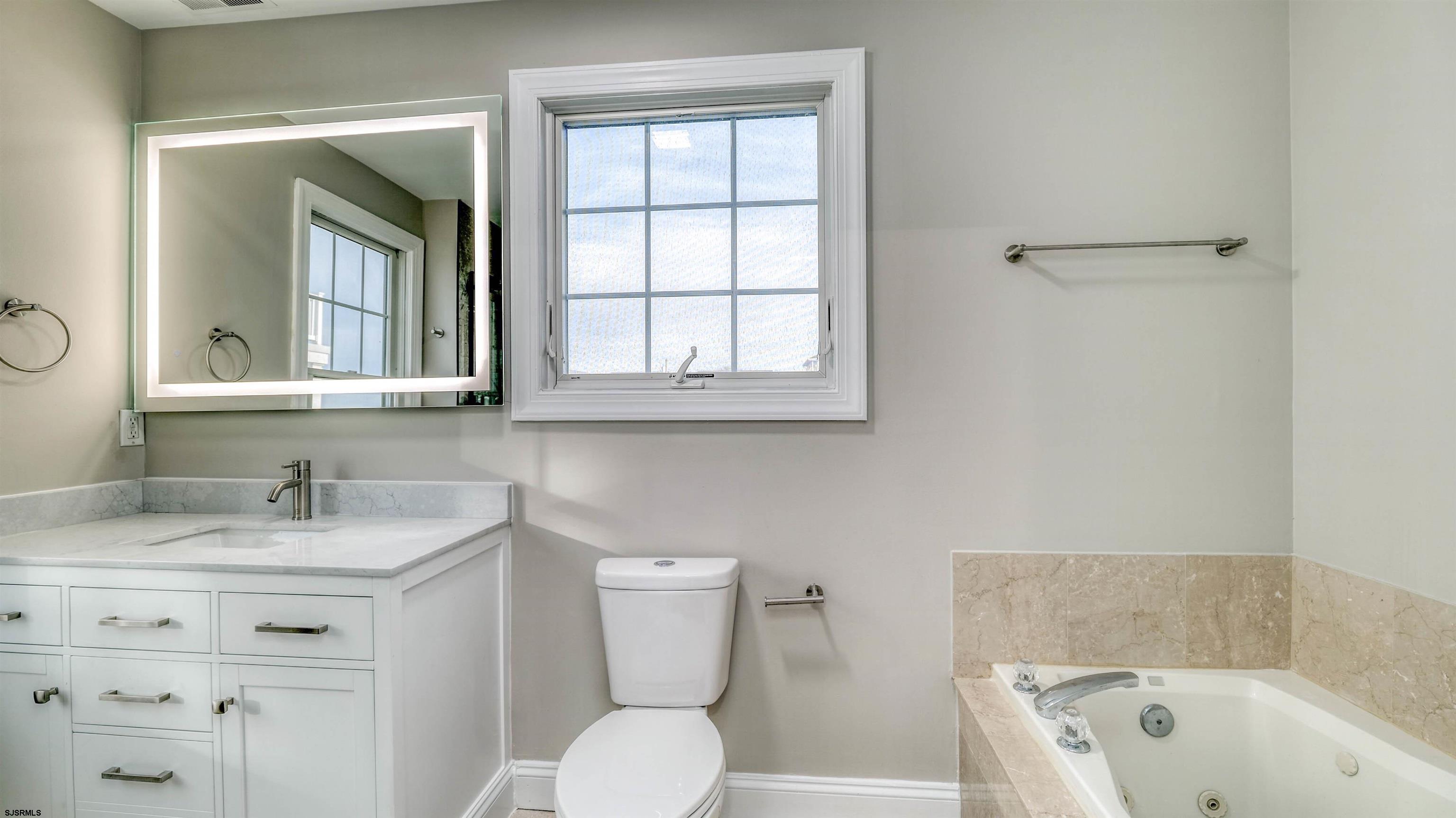 8 Neptune Drive Somers Point NJ 08244