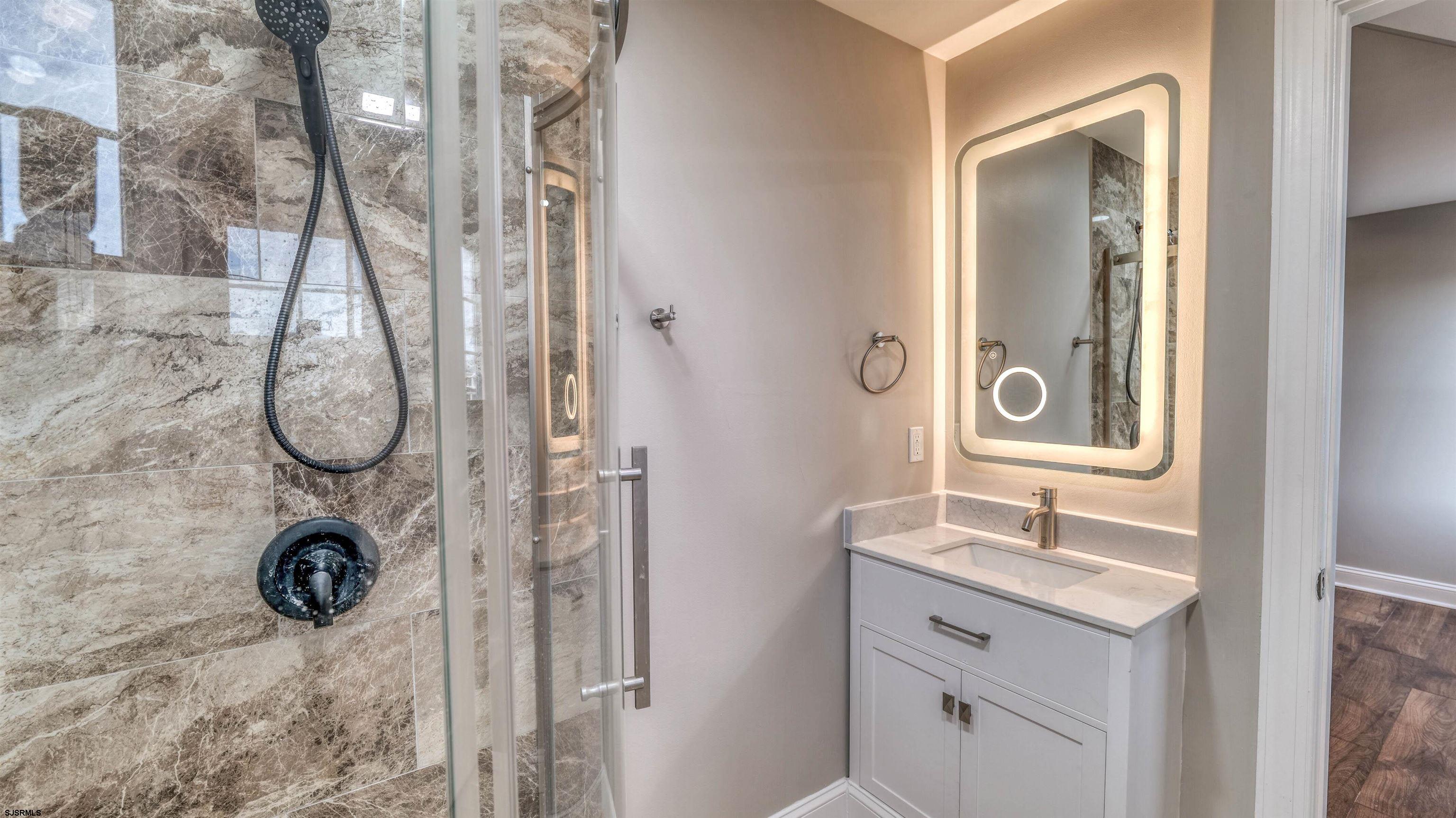 8 Neptune Drive Somers Point NJ 08244