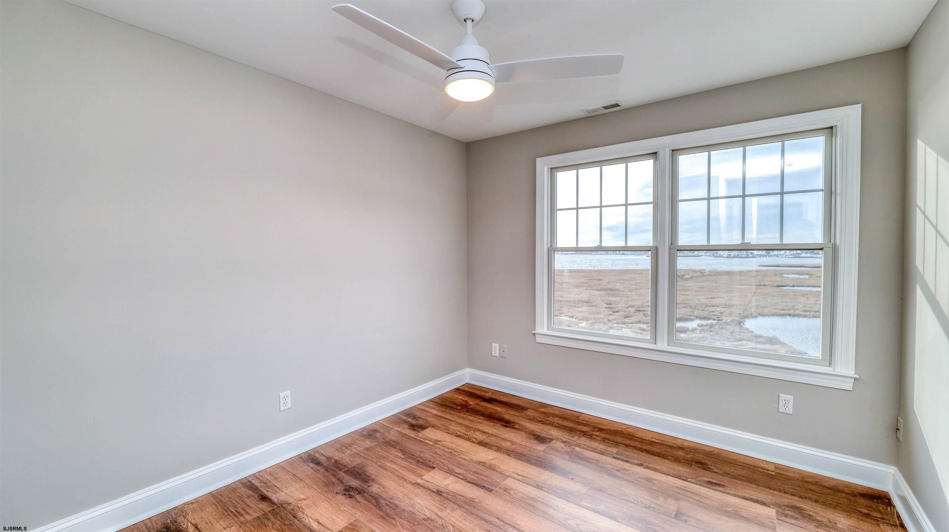 8 Neptune Drive Somers Point NJ 08244
