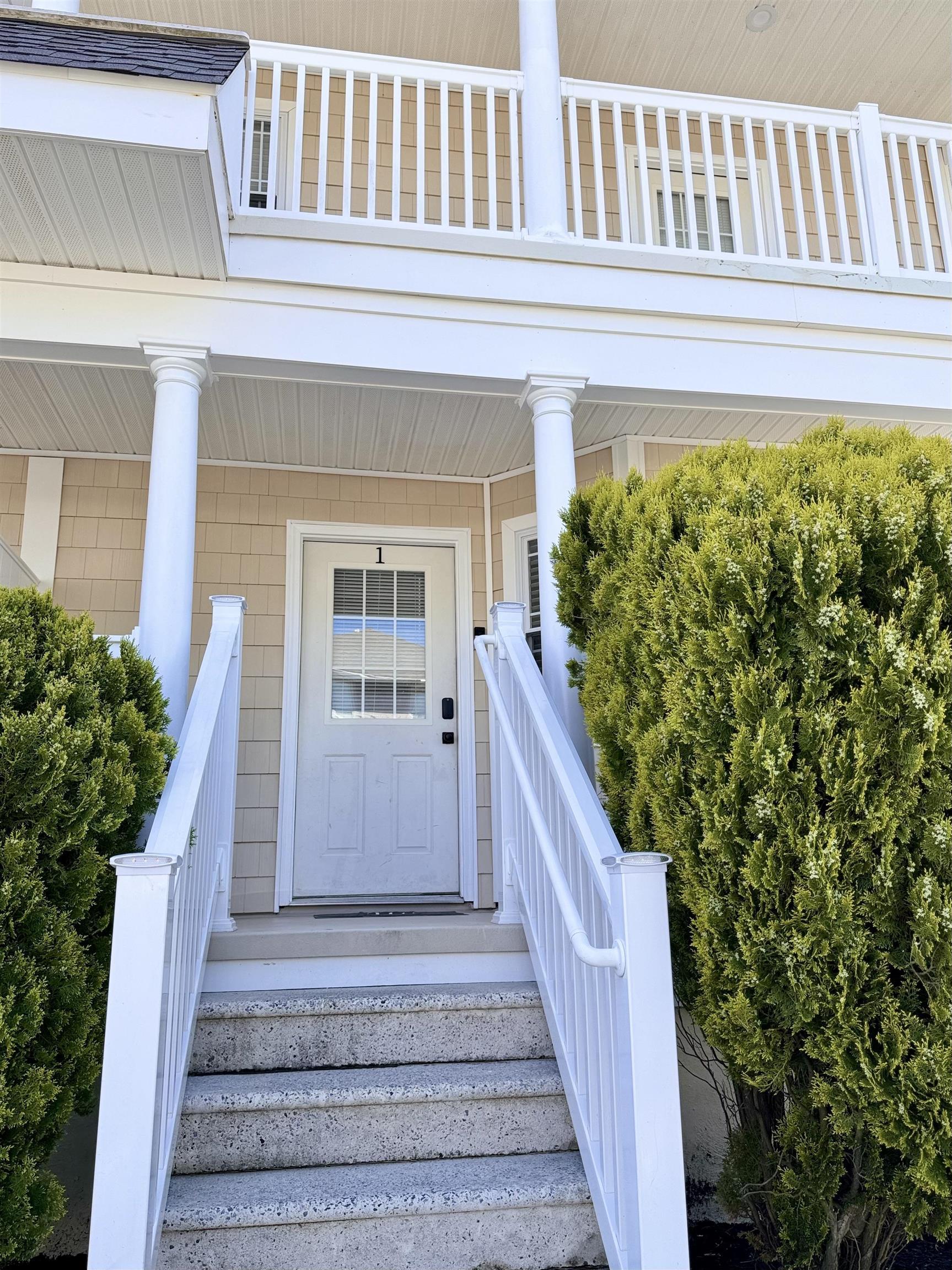 142 E Youngs Avenue Wildwood NJ 08260