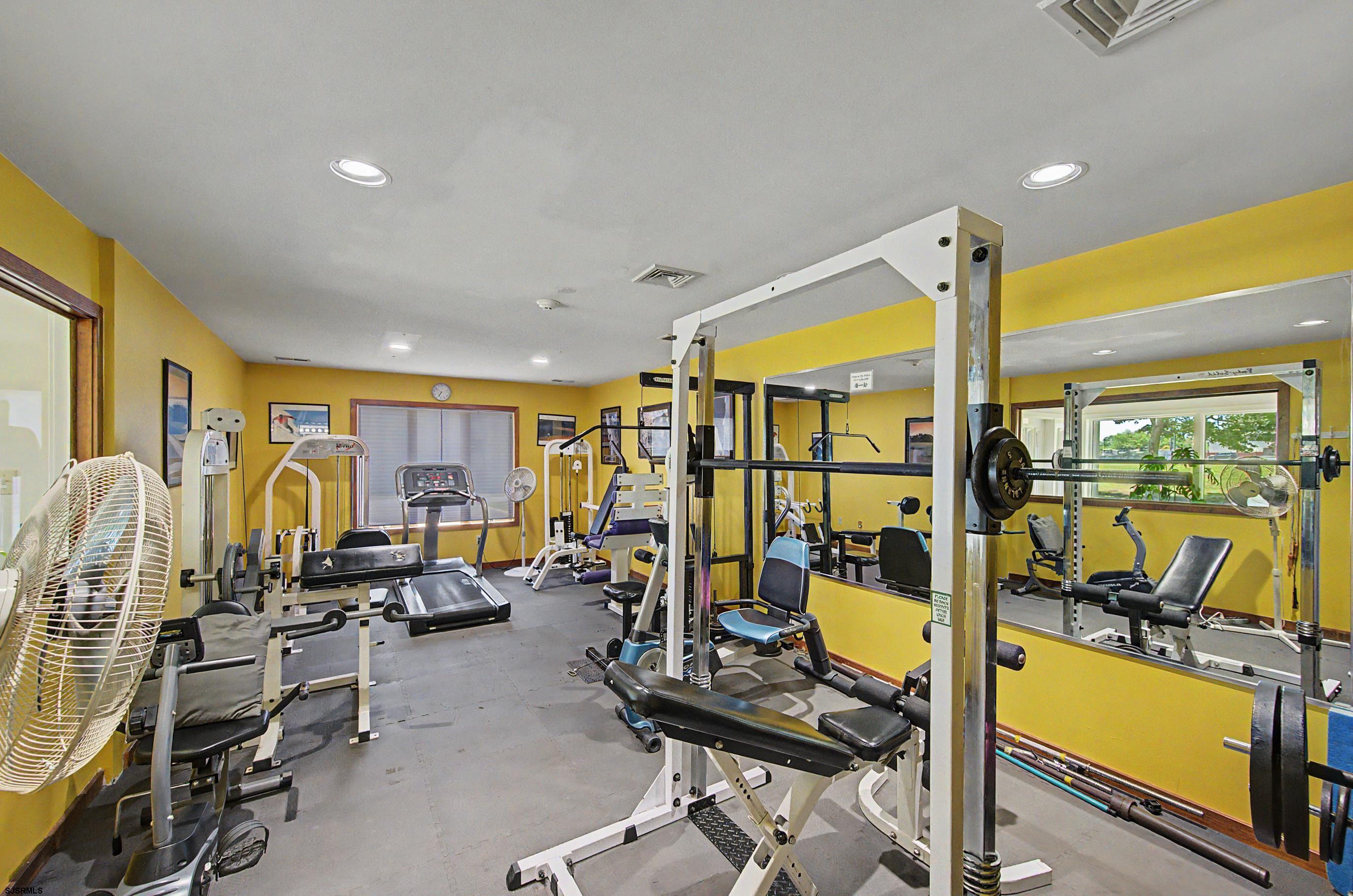 1105 Dolphin Avenue Northfield NJ 08225