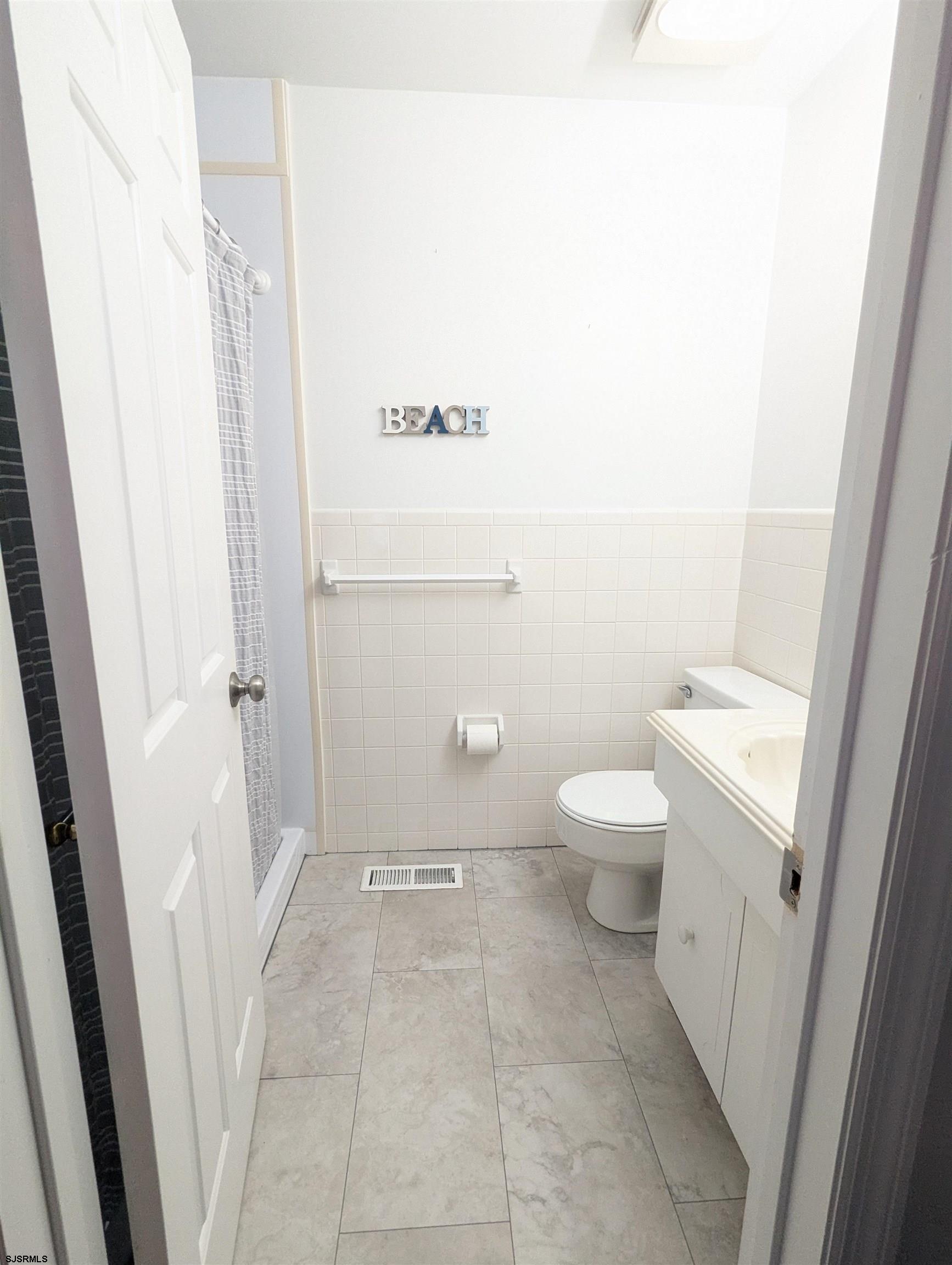 18 Greate Bay Somers Point NJ 08244
