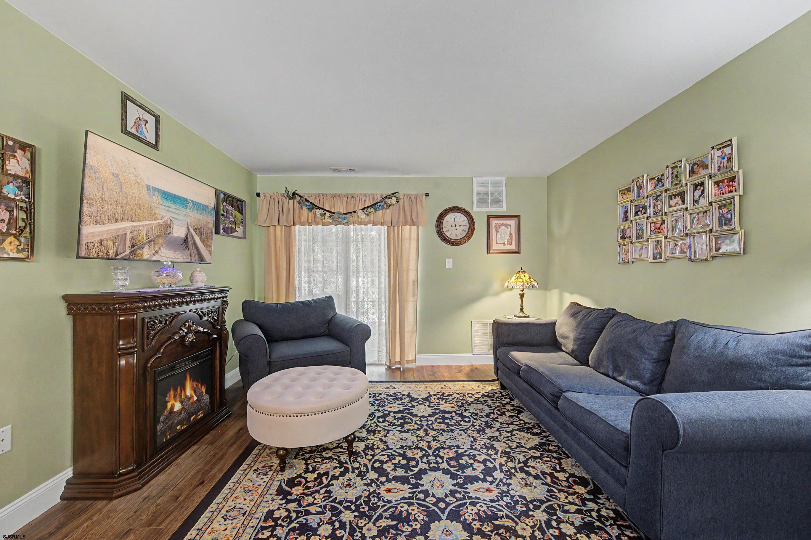 1552 Benjamin Franklin Court Mays Landing NJ 08330