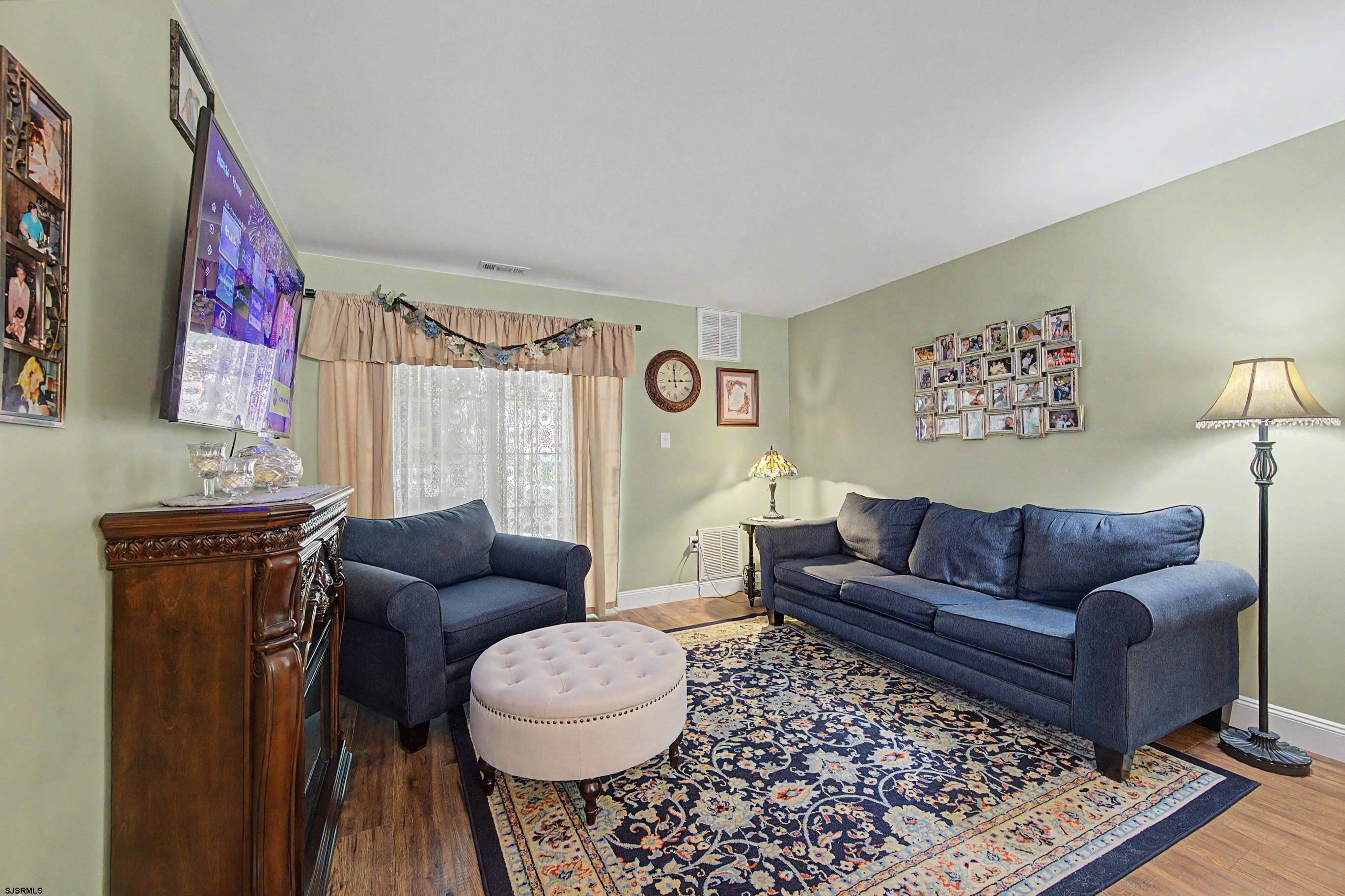 1552 Benjamin Franklin Court Mays Landing NJ 08330