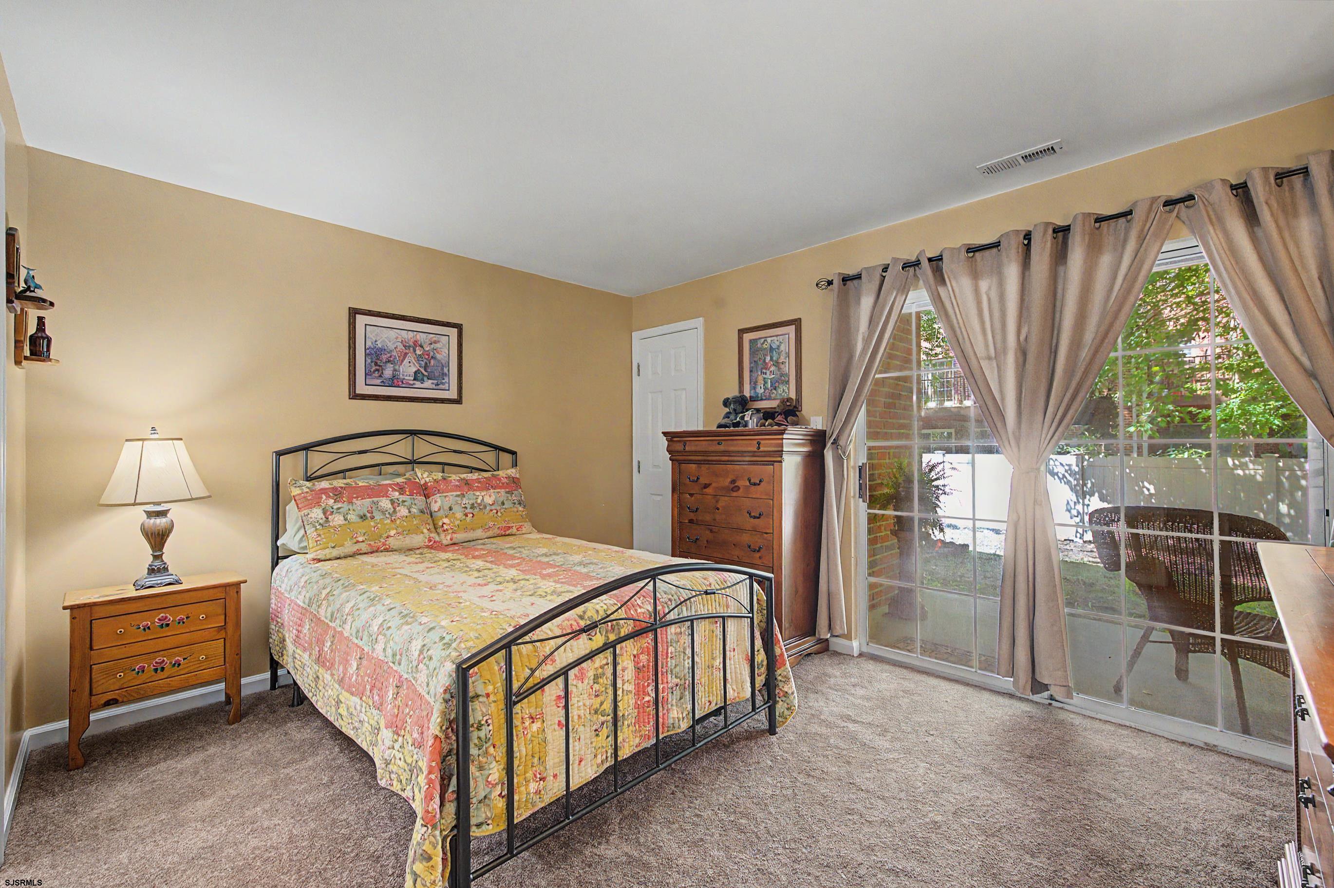 1552 Benjamin Franklin Court Mays Landing NJ 08330