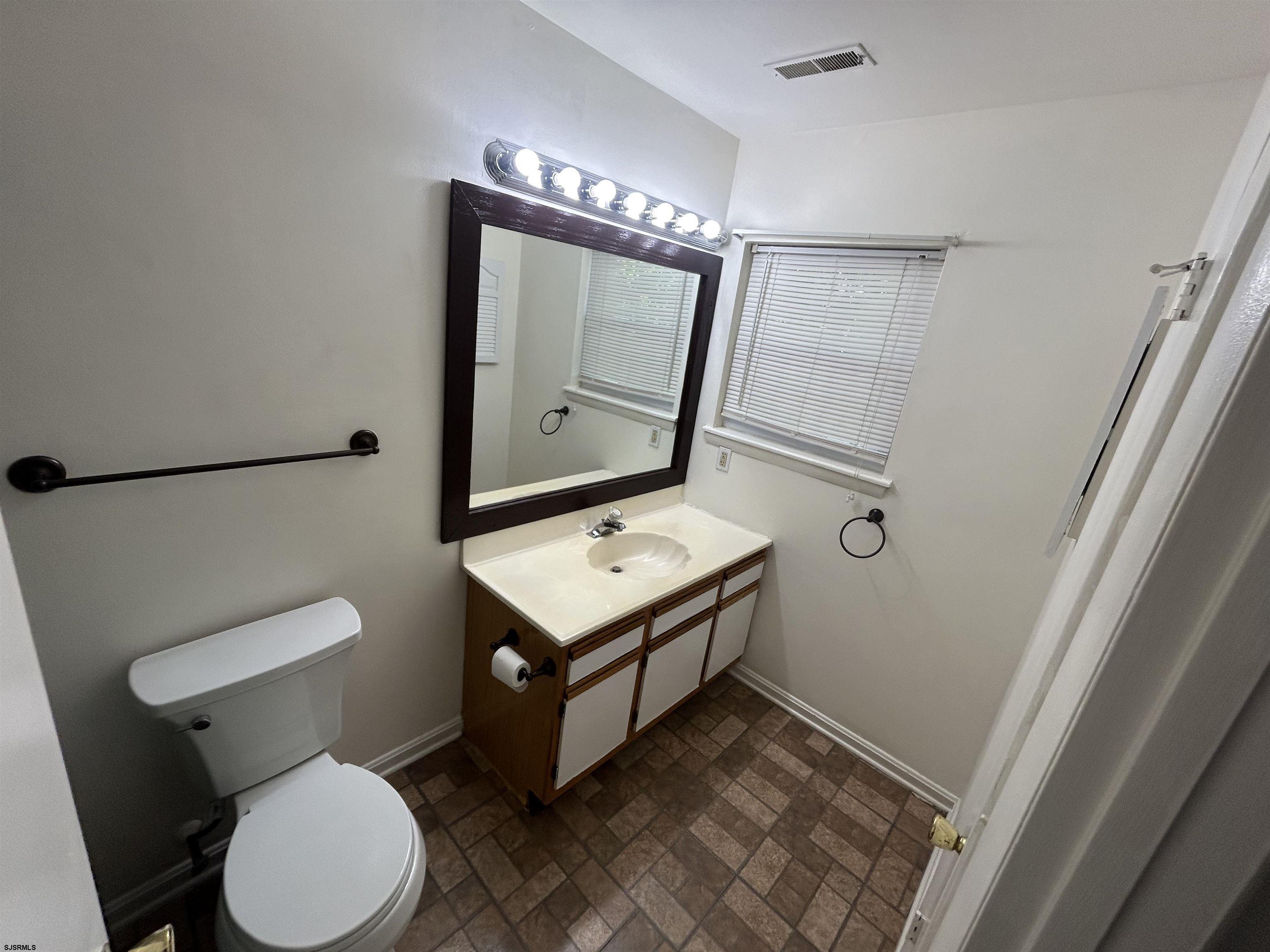 187 Meadow Ridge Road Smithville NJ 08205