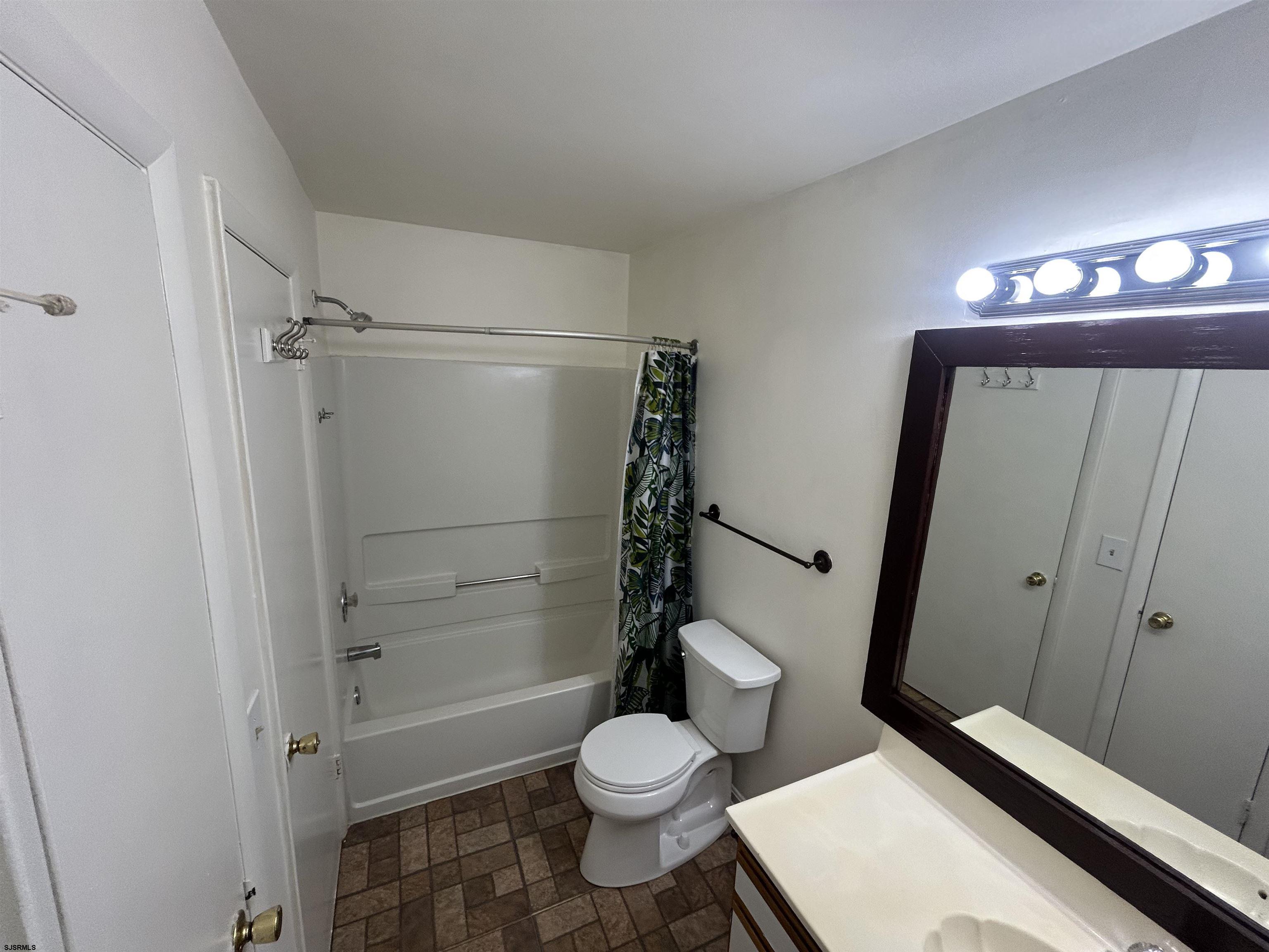 187 Meadow Ridge Road Smithville NJ 08205