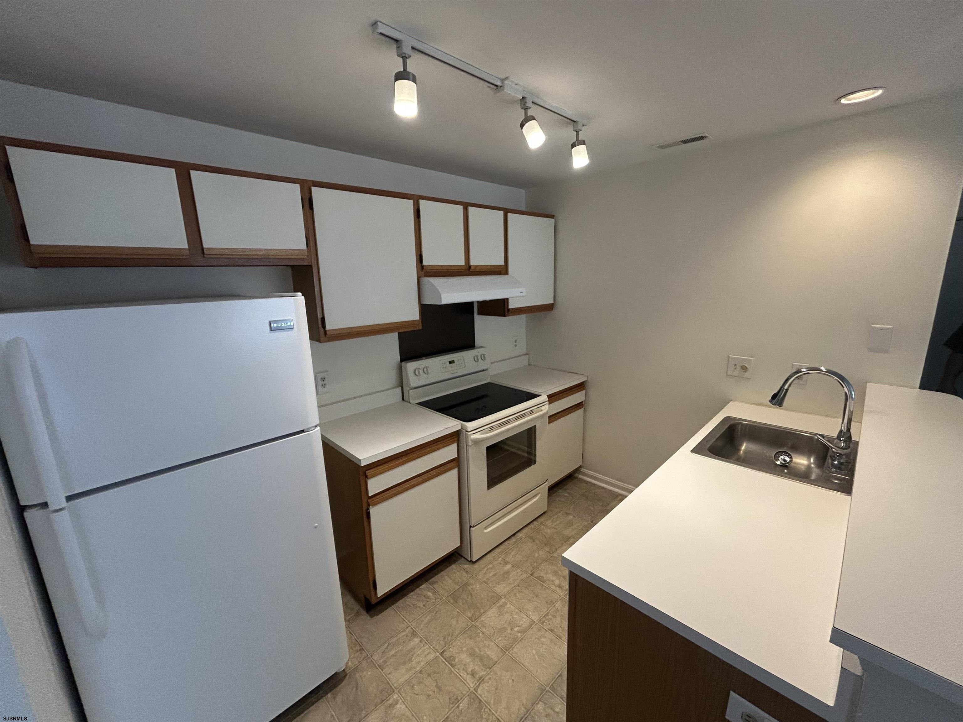 187 Meadow Ridge Road Smithville NJ 08205
