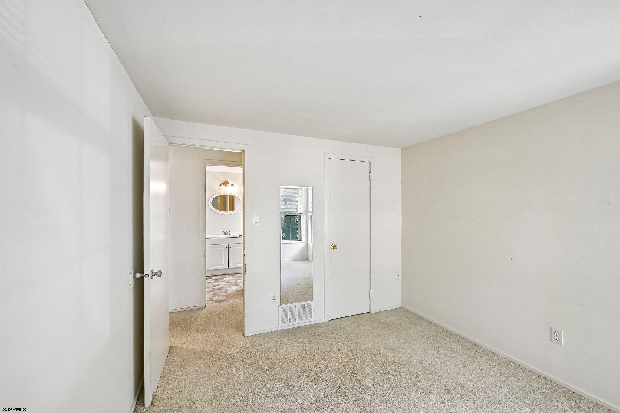 178 Meadow Ridge Road Smithville NJ 08205