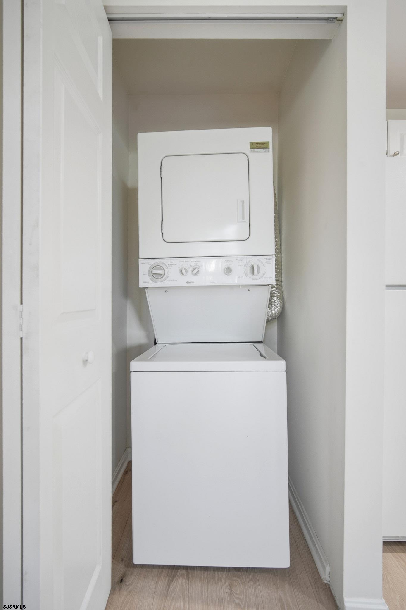 17 Driftwood Court Smithville NJ 08205