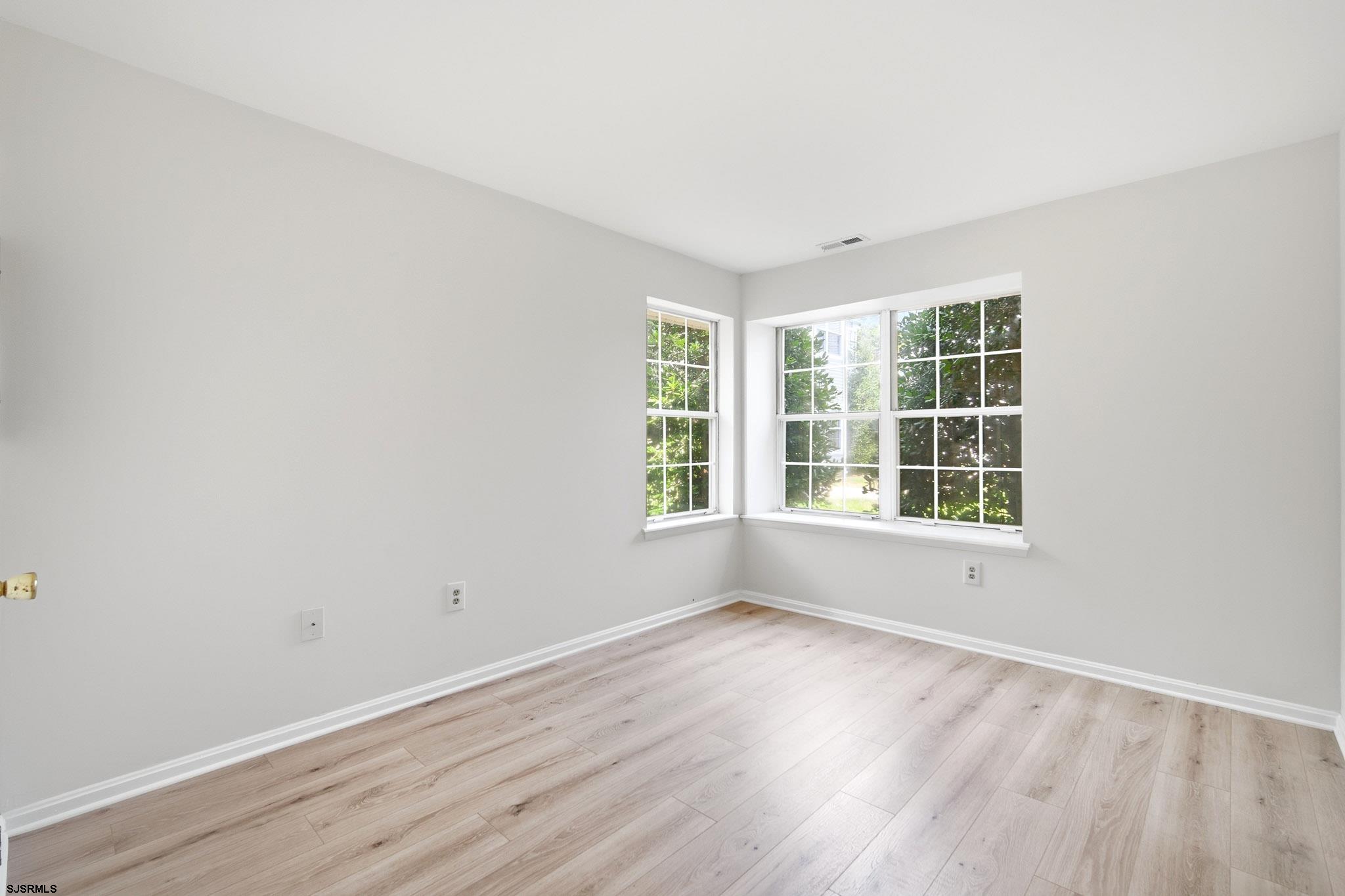 17 Driftwood Court Smithville NJ 08205