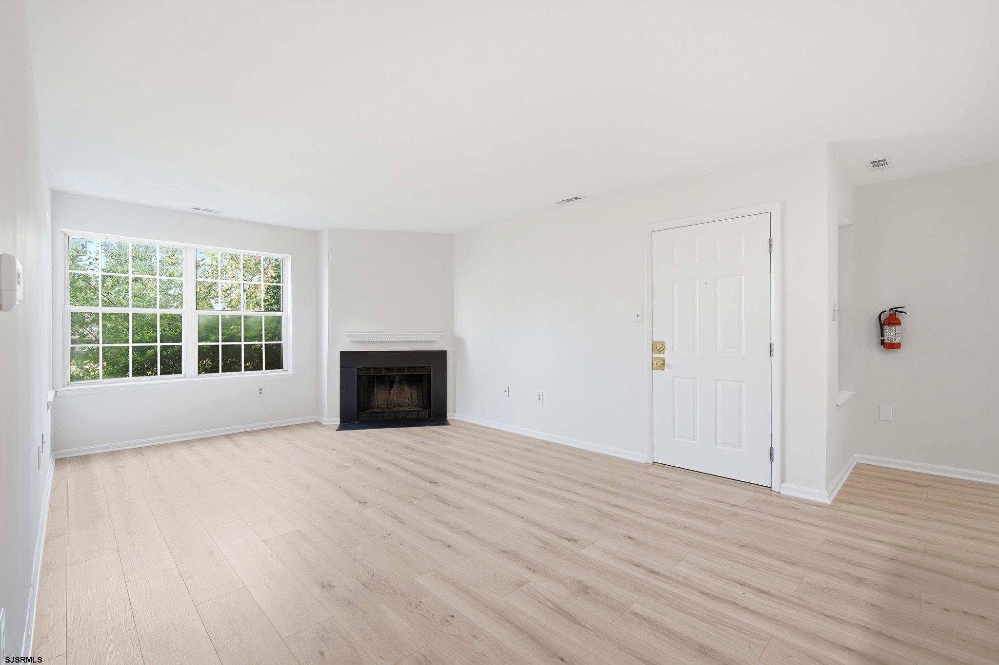 17 Driftwood Court Smithville NJ 08205