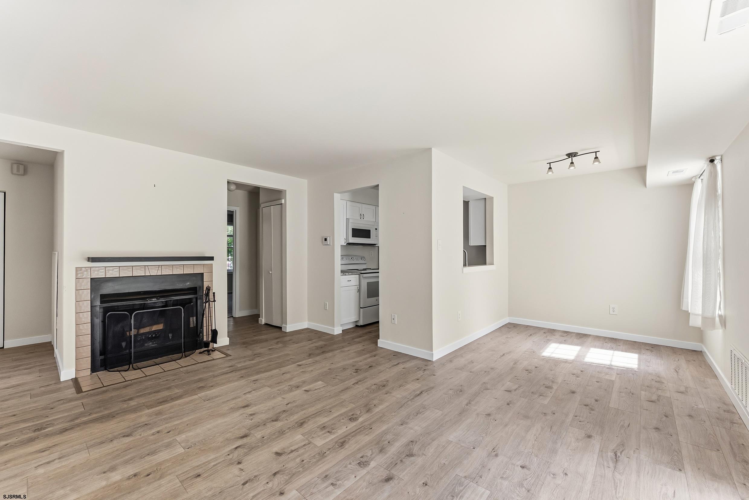 69 Waterview Smithville NJ 08205