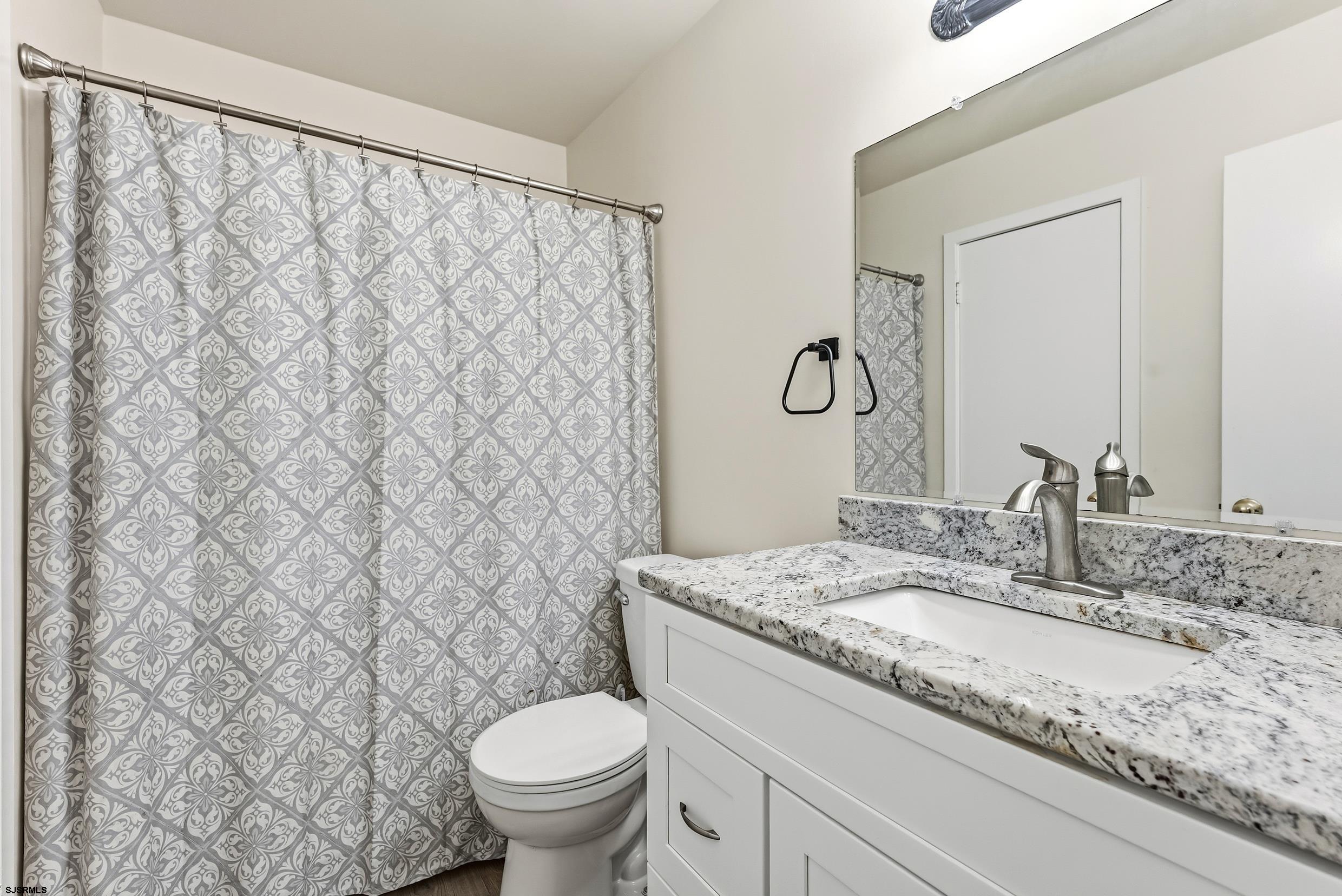 69 Waterview Smithville NJ 08205