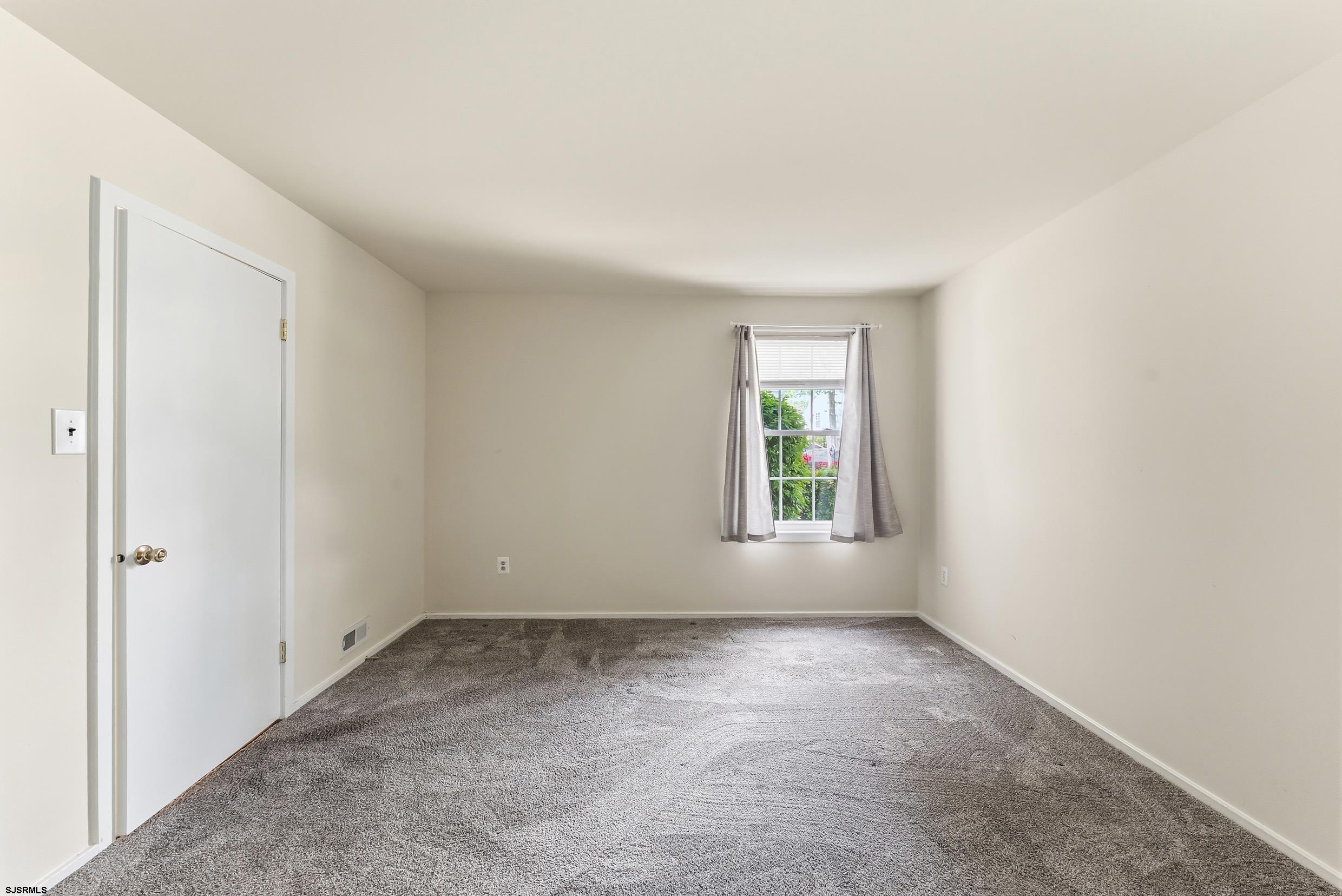 69 Waterview Smithville NJ 08205