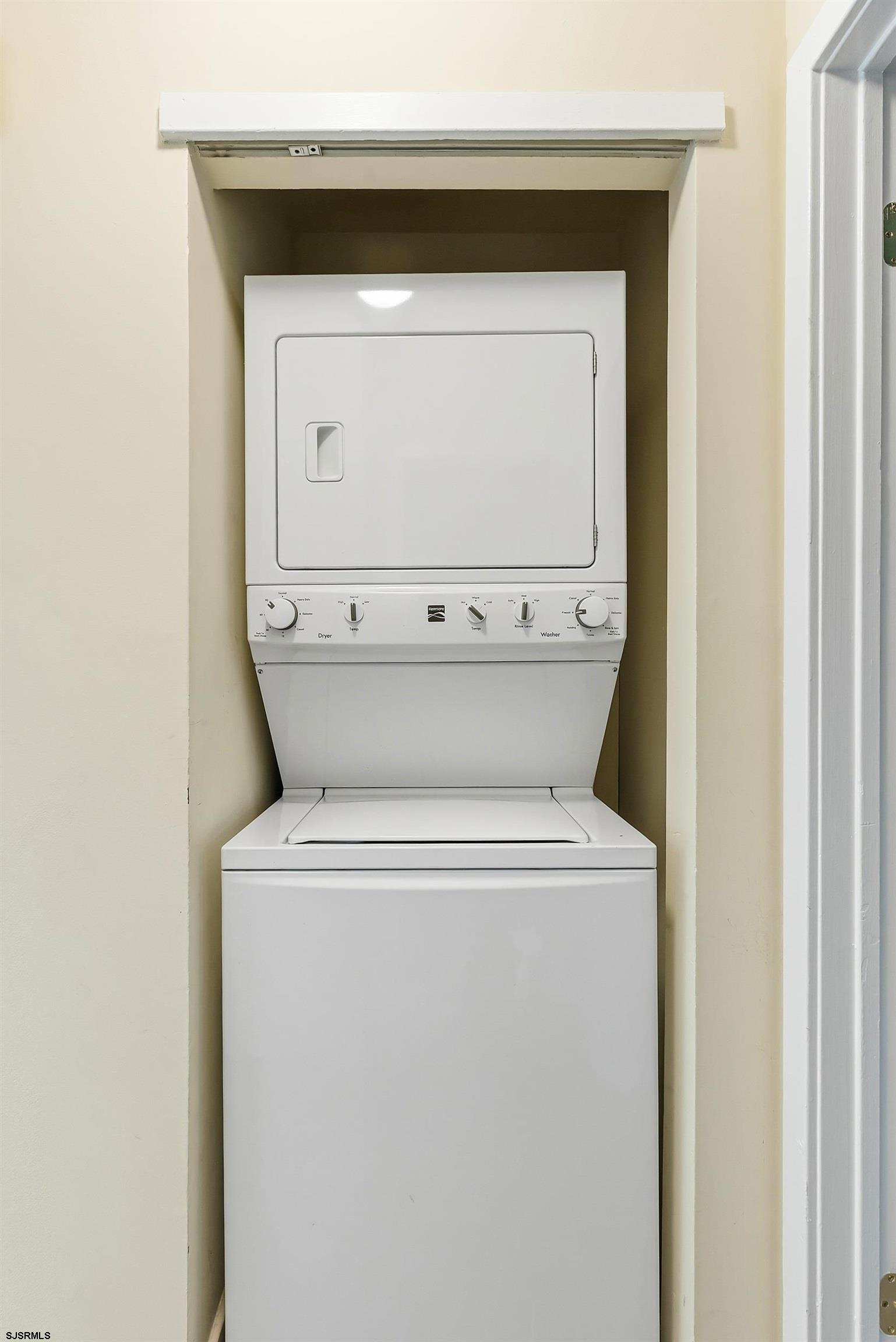 69 Waterview Smithville NJ 08205