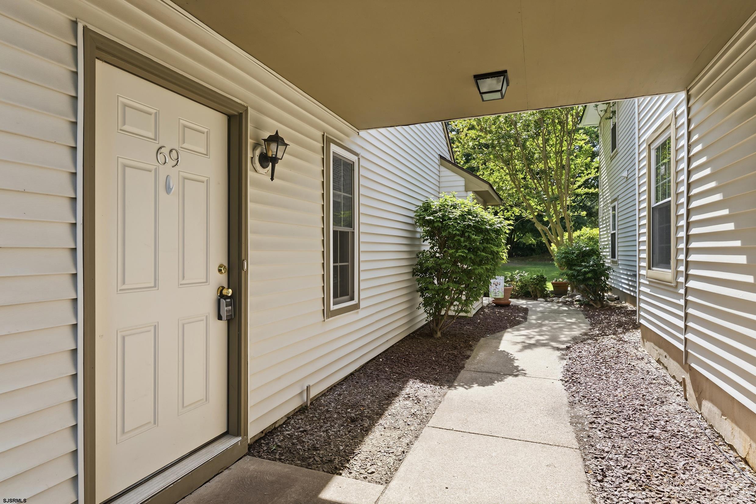 69 Waterview Smithville NJ 08205