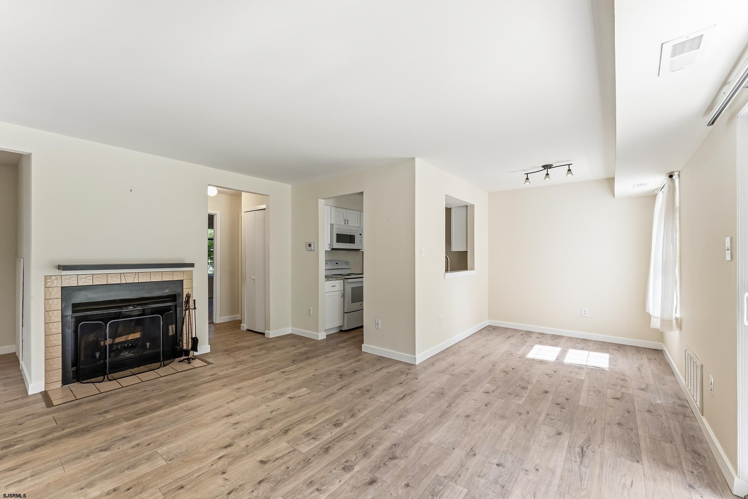 69 Waterview Smithville NJ 08205