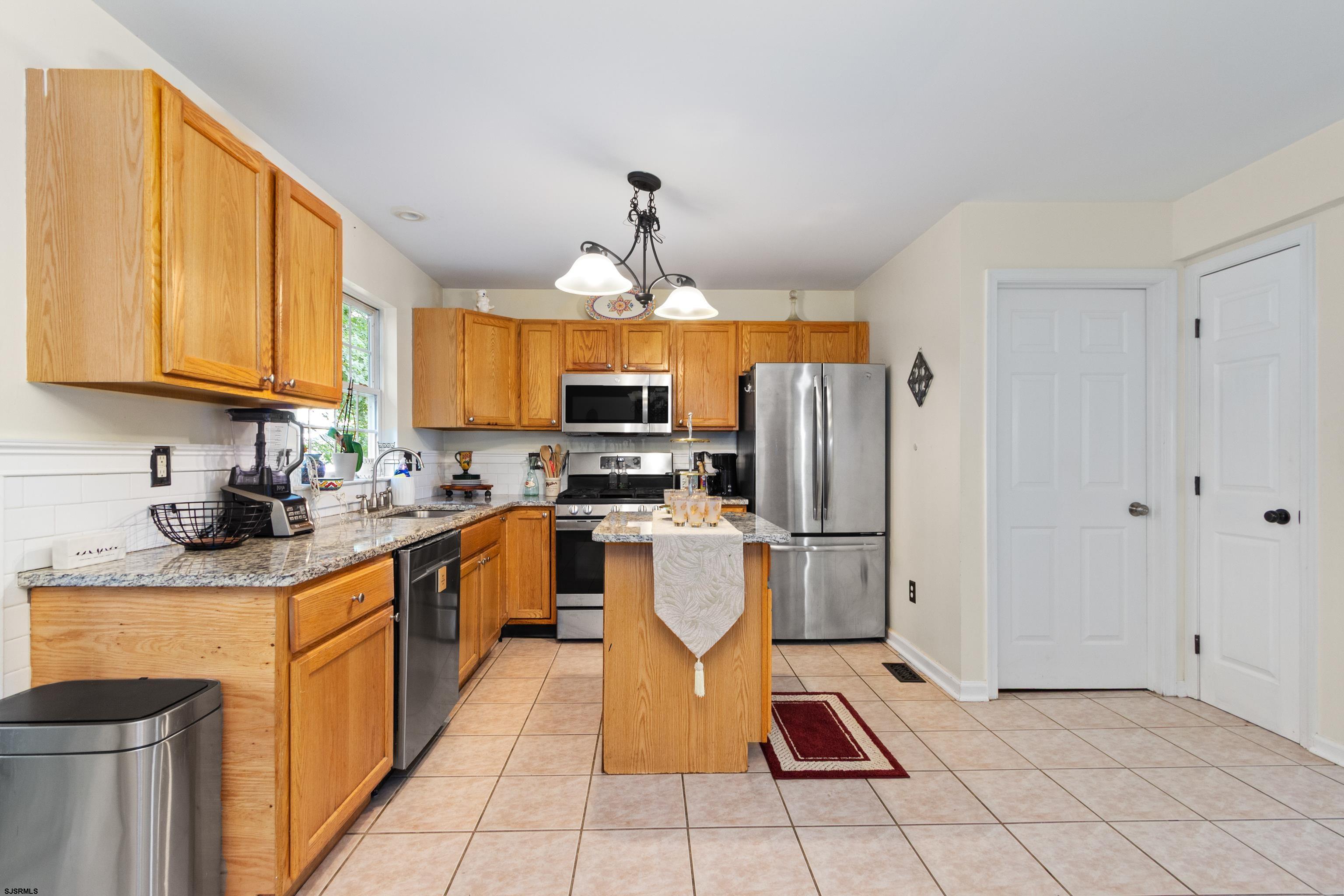 114 Pine Knoll Circle Hamilton Township NJ 08330